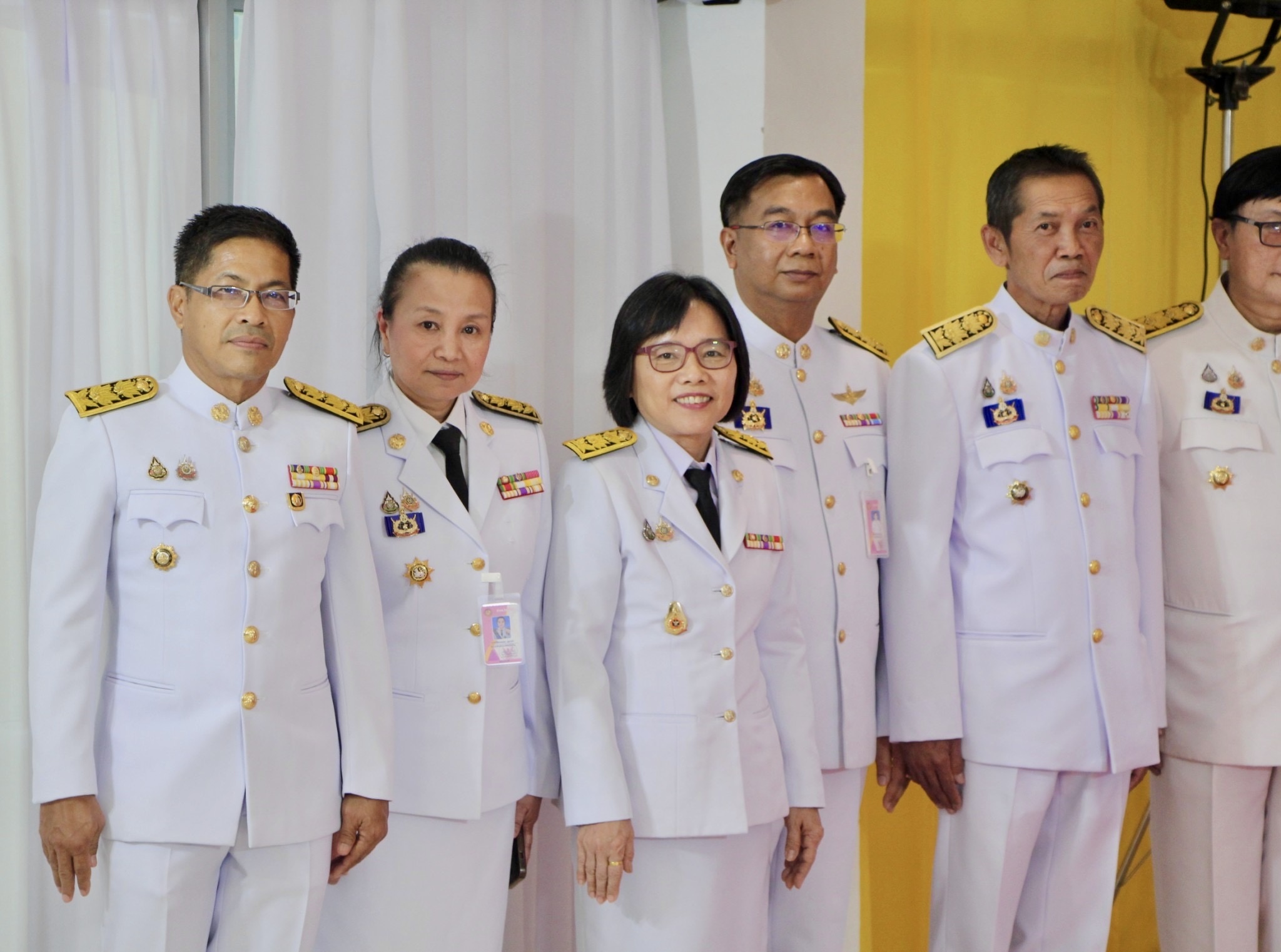 (#) สร้างสรรค์ชุมชน คนพช.น่าน(#) พช.น่าน ร่วมพิธีมอบเข็มเครื่องหมายกรรมการมูลนิธิราชประชานุเคราะห์ประจำจังหวัดเนื่องในโอกาสครบ 60 ปี วันพระราชทานกำเนิดมูลนิธิราชประชานุเคราะห์ ในพระบรมราชูปถัมถัมภ์