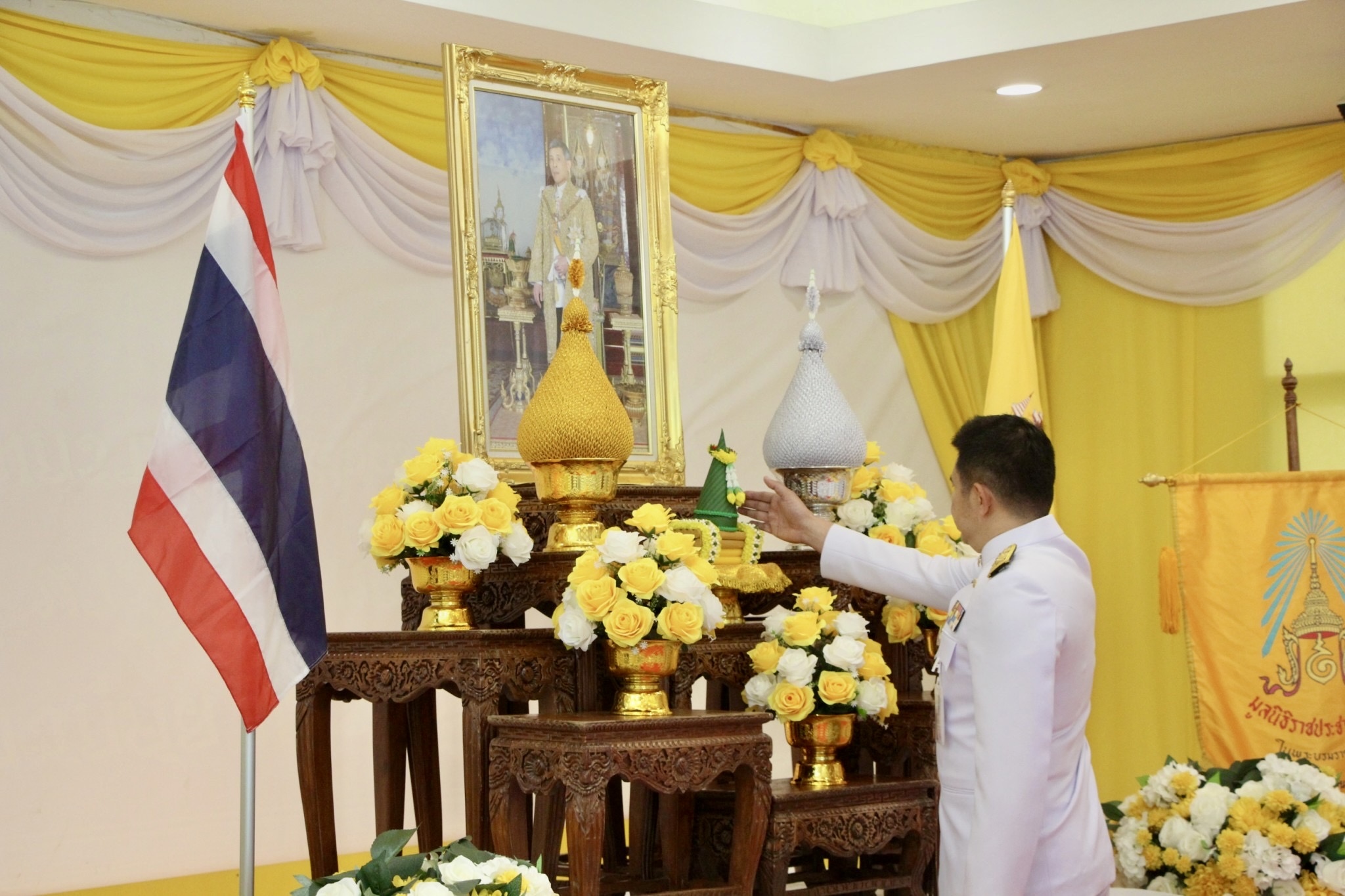 (#) สร้างสรรค์ชุมชน คนพช.น่าน(#) พช.น่าน ร่วมพิธีมอบเข็มเครื่องหมายกรรมการมูลนิธิราชประชานุเคราะห์ประจำจังหวัดเนื่องในโอกาสครบ 60 ปี วันพระราชทานกำเนิดมูลนิธิราชประชานุเคราะห์ ในพระบรมราชูปถัมถัมภ์