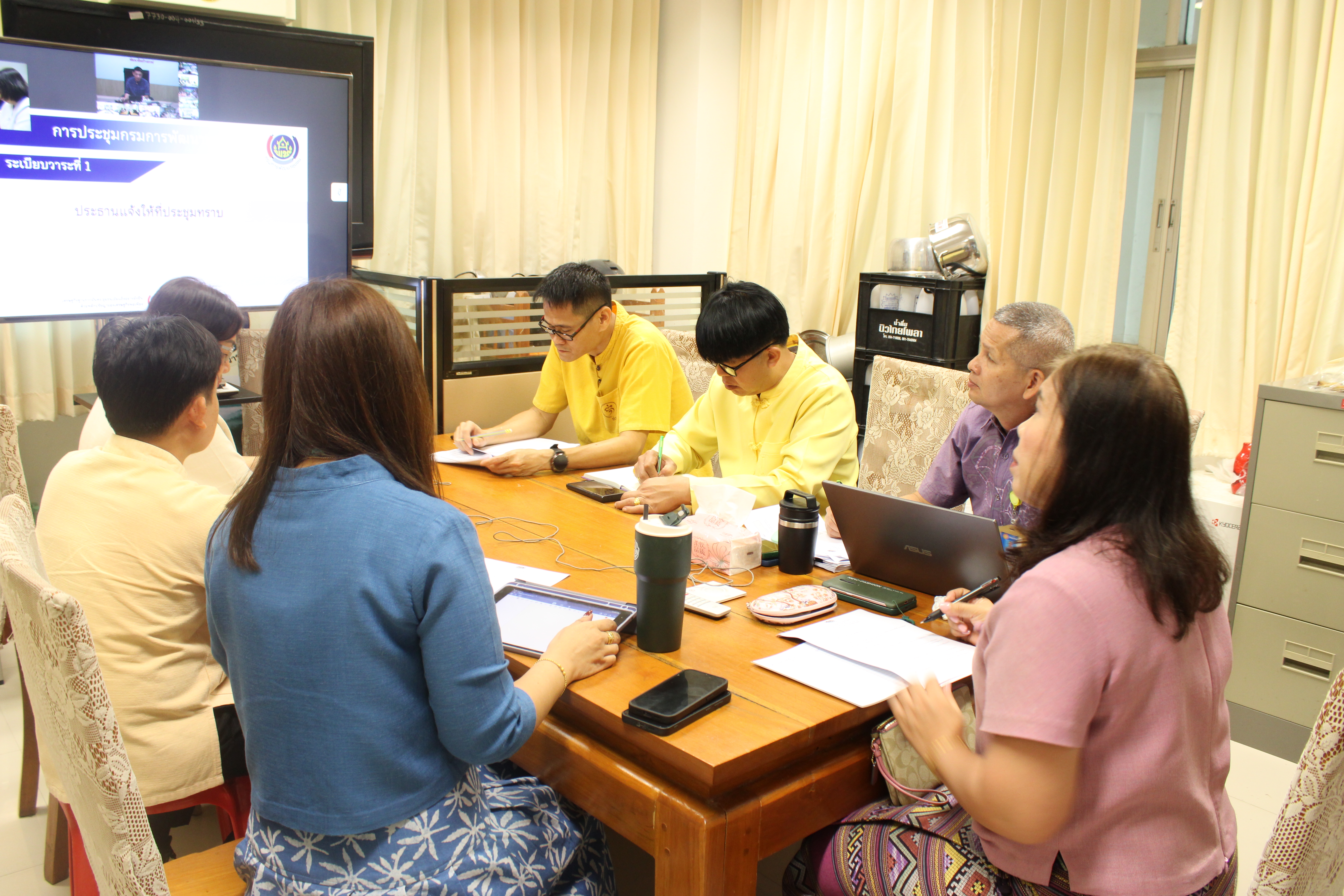 (#) สร้างสรรค์ชุมชน คนพช.น่าน(#) พช.น่าน ร่วมการประชุมกรมการพัฒนาชุมชน ครั้งที่ 11/2567 เคลื่อนงานพช. “ติดตามจริง โปร่งใส ตรวจสอบได้”