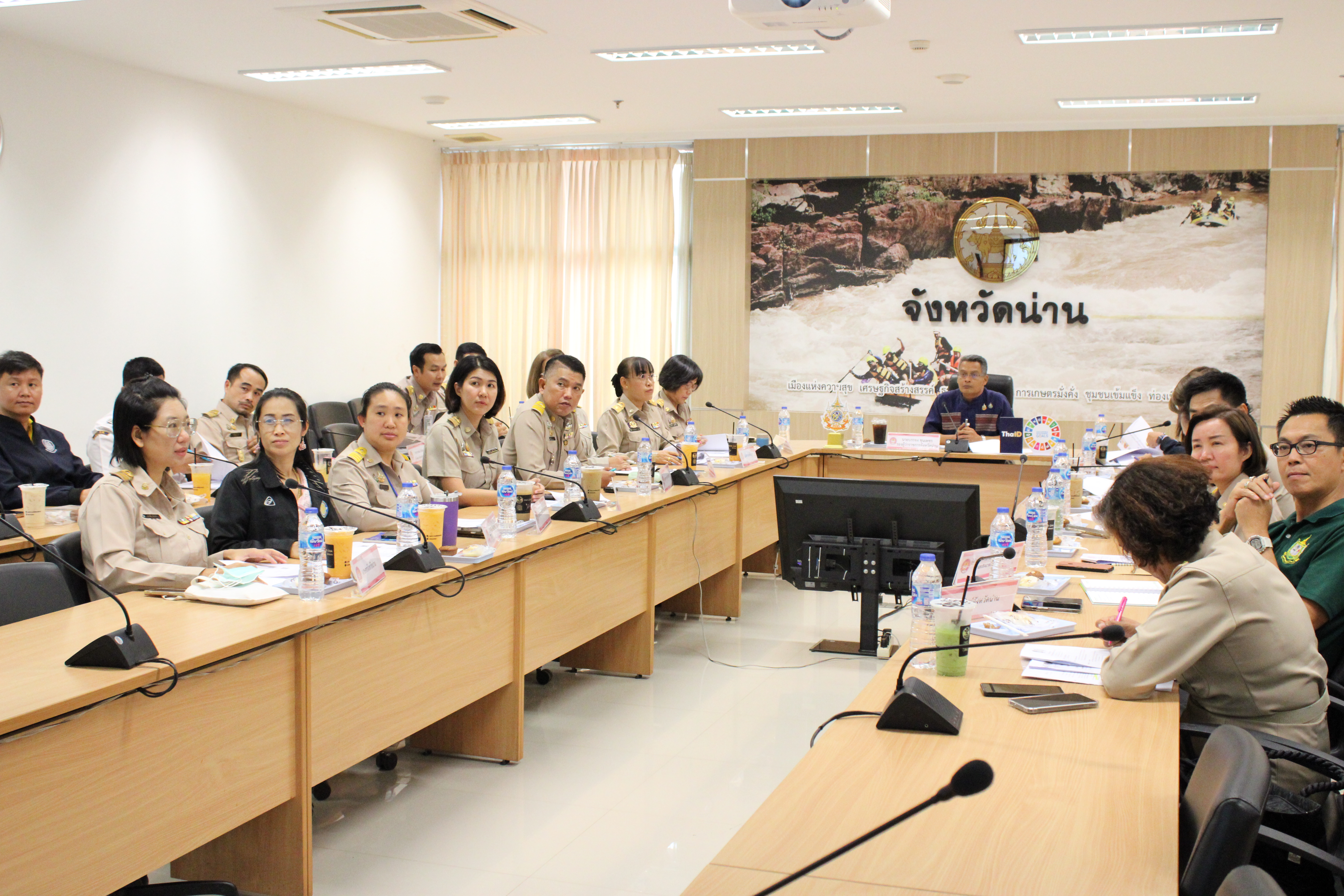 (#)สร้างสรรค์ชุมชน คนพช.น่าน(#) พช.น่าน ร่วมประชุมคณะทำงานด้านการพัฒนาคุณภาพชีวิตจังหวัดน่าน ครั้งที่ 4/2567