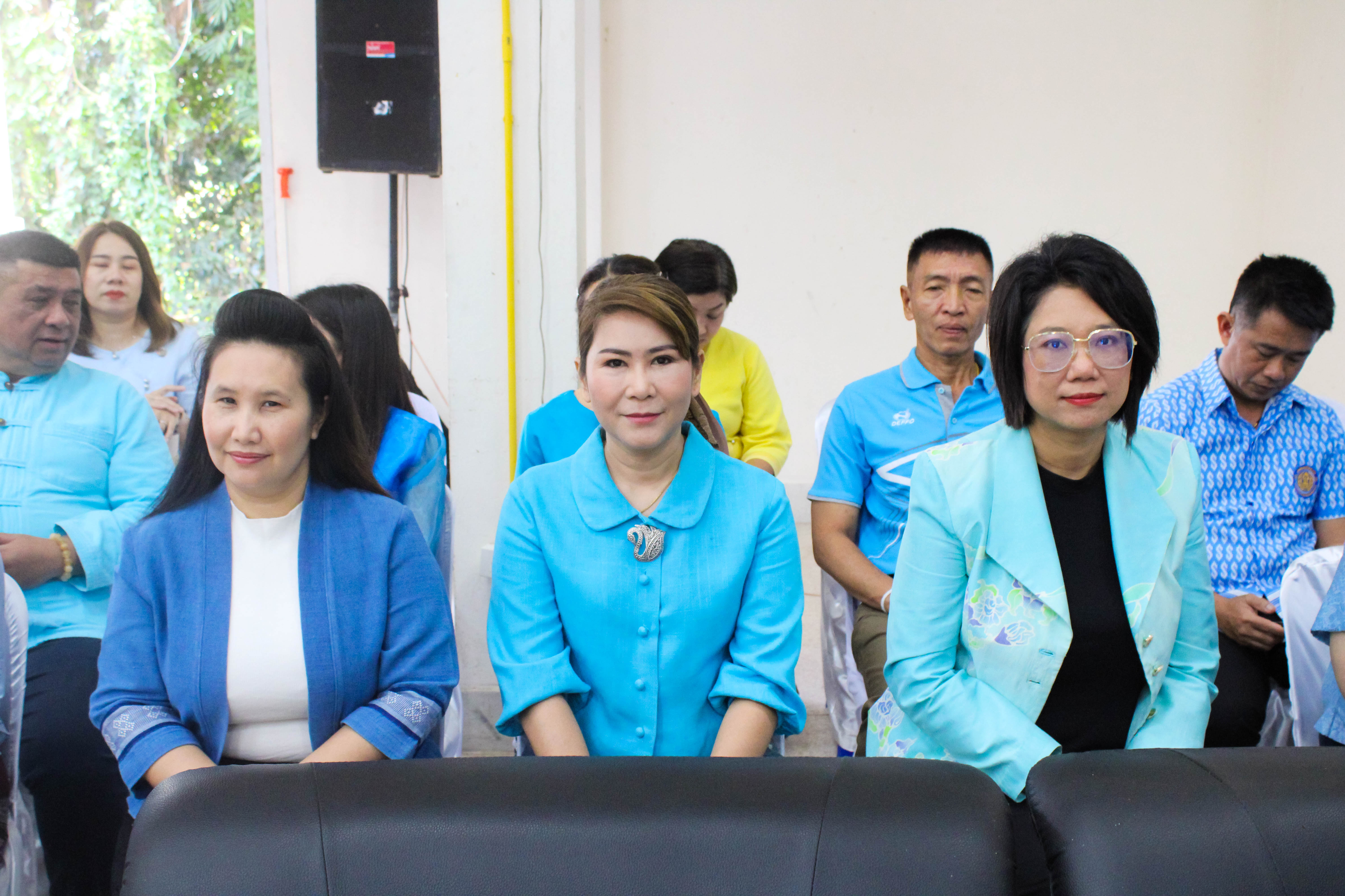 (#) สร้างสรรค์ชุมชน คนพช.น่าน(#)จังหวัดน่าน จัดงานมหกรรมรวมพลังคนกองทุนแม่ของแผ่นดินจังหวัดน่าน 25 พฤศจิกายน วันกองทุนแม่ของแผ่นดิน ภายใต้แนวคิด “2 ทศวรรษ กองทุนแม่ของแผ่นดิน ครอบครัวอบอุ่น ชุมชนเข้มแข็ง”