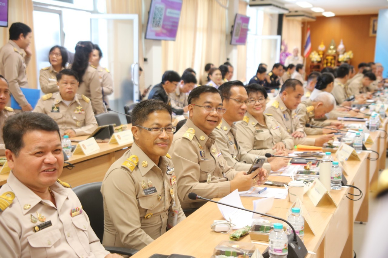 (#) สร้างสรรค์ชุมชน คนพช.น่าน(#) พช.น่าน ร่วมประชุมคณะกรมการจังหวัด และหัวหน้าส่วนราชการจังหวัดน่าน เดือนพฤศจิกายน 2567 เพื่อขับเคลื่อนการพัฒนาจังหวัดน่าน