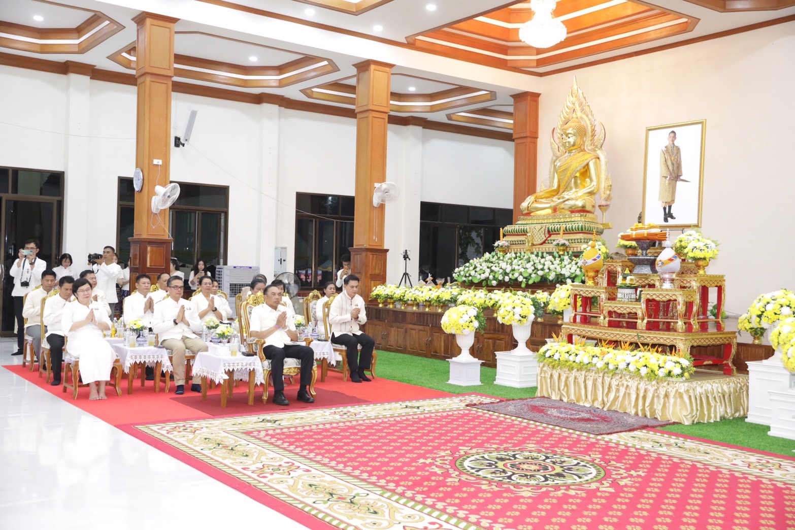 (#)สร้างสรรค์ชุมชน คนพช.น่าน(#) พช.น่าน ร่วมพิธีสมโภชผ้าพระกฐินพระราชทาน โดยกรมการพัฒนาชุมชน ณ วัดศรีสุทธาวาส พระอารามหลวง อ.เมือง จ.เลย