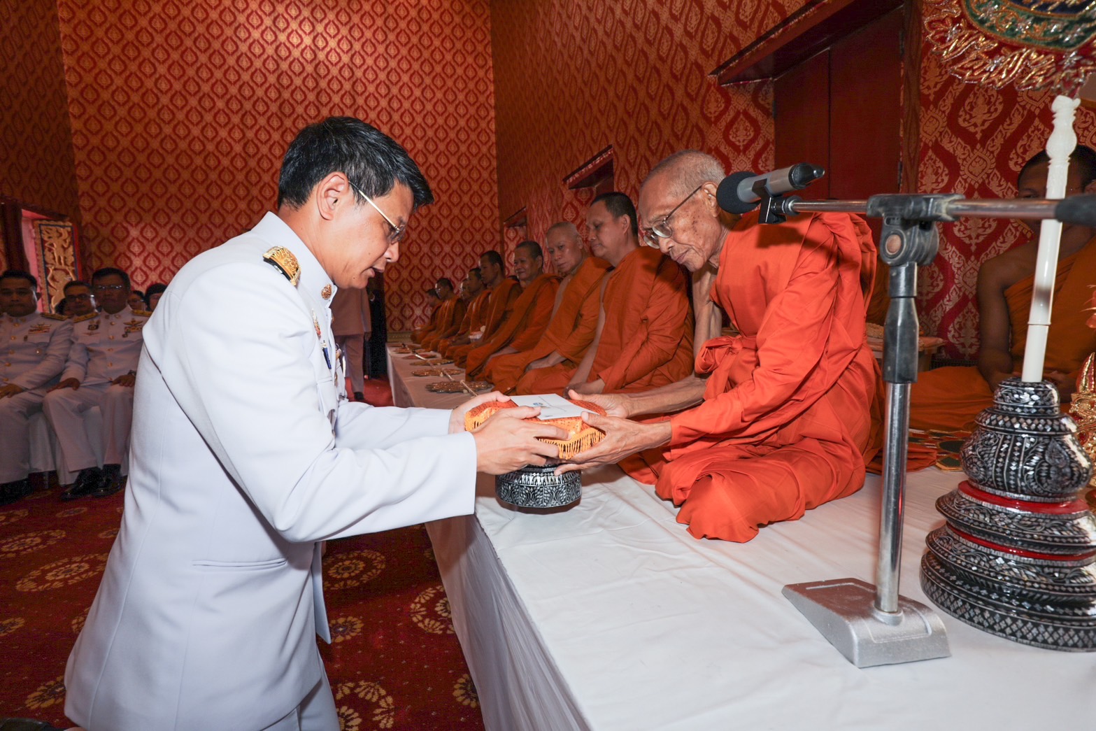 (#)สร้างสรรค์ชุมชน คนพช.น่าน(#)พช.น่าน ร่วมพิธี ถวายผ้าพระกฐินพระราชทานโดยกรมการพัฒนาชุมชน ณ วัดศรีสุทธาวาส (พระอารามหลวง) ตำบลกุดป่อง อำเภอเมืองเลย จังหวัดเลย