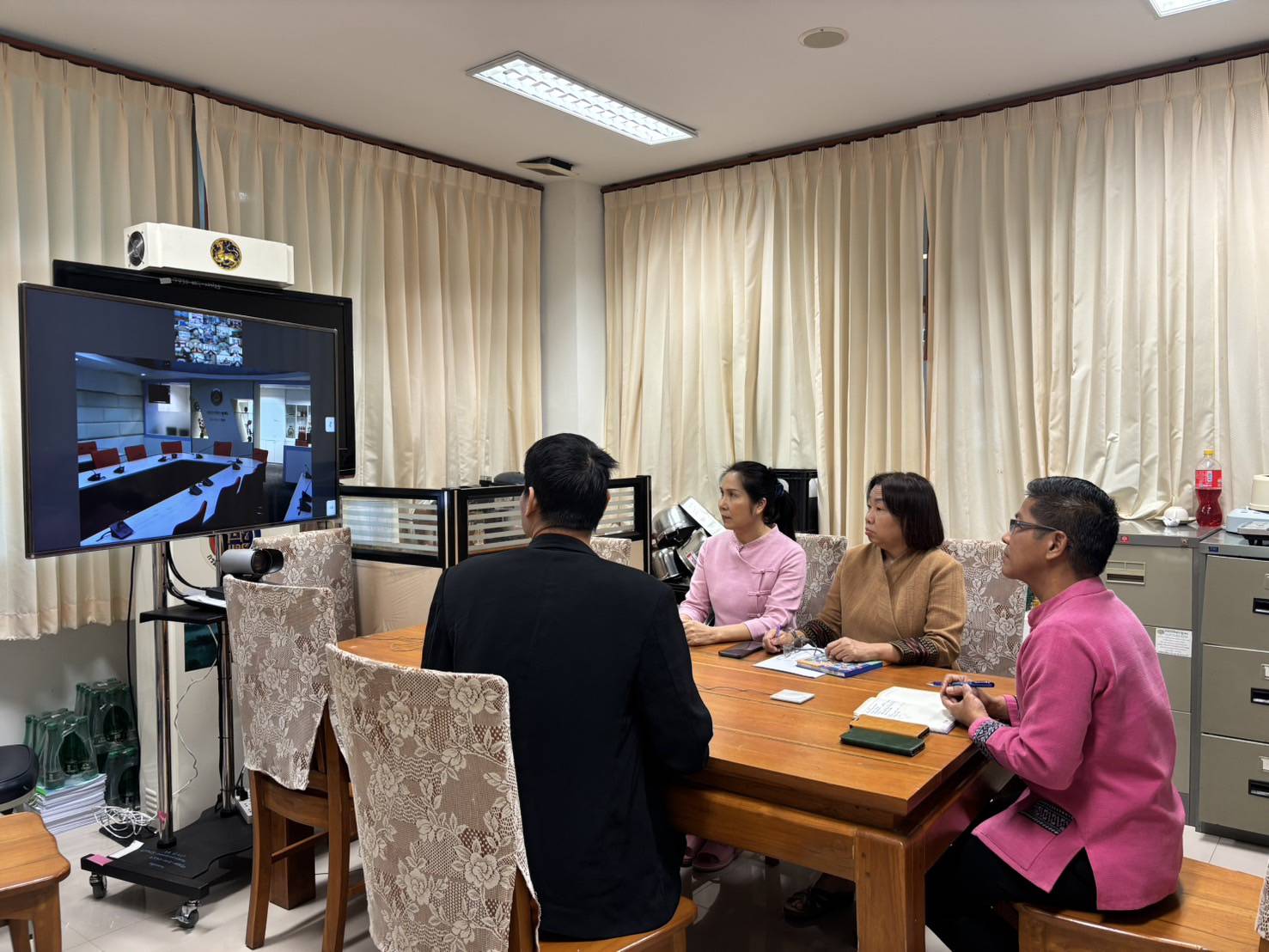 #น่านไม่เนิบ #NAN3FAST พช.น่าน เข้าร่วมประชุมชี้แจงแนวทางสมัครรางวัลเลิศรัฐ ปี 2568 สร้างความเข้าใจและแนวทางการดำเนินงานที่ชัดเจน