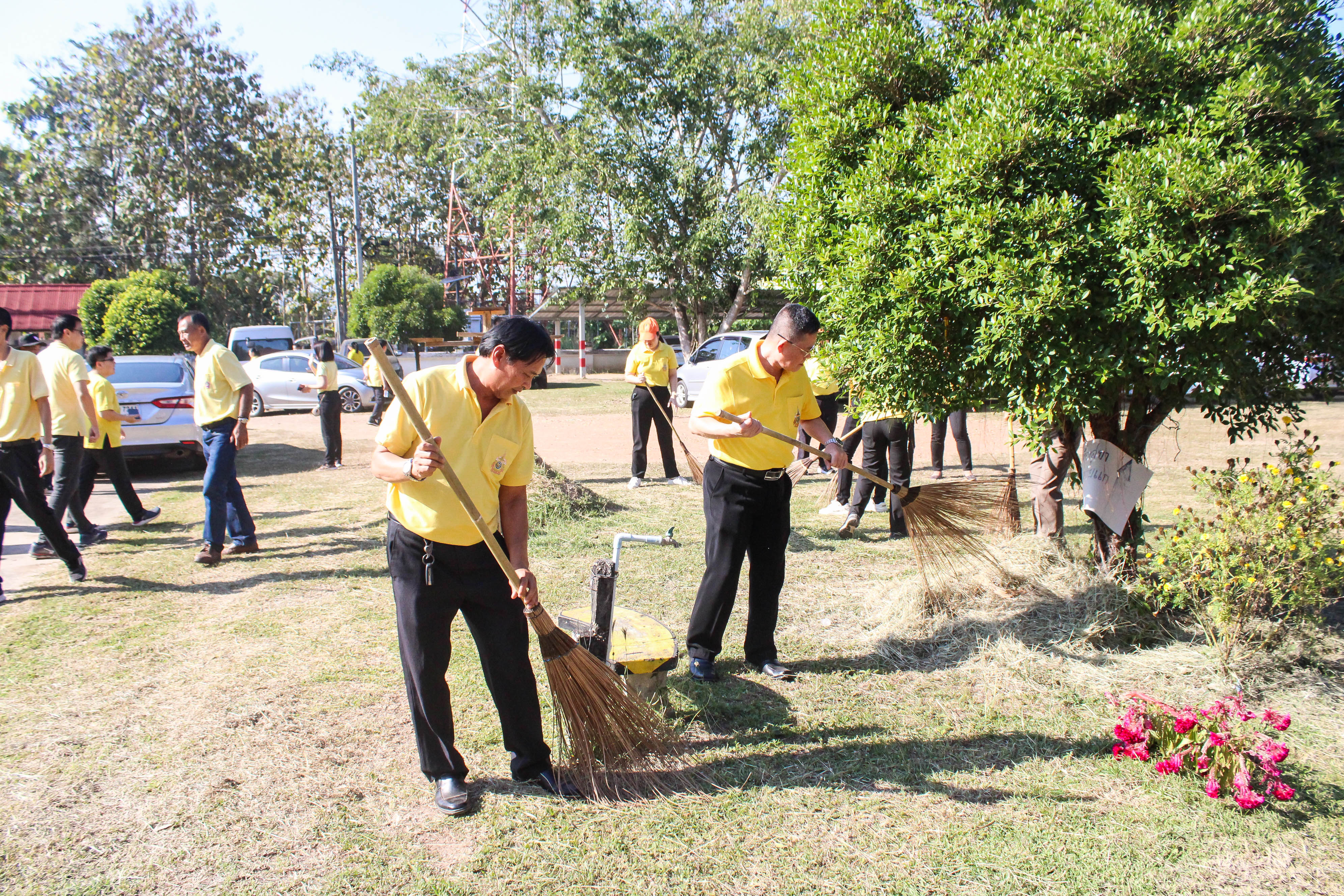 (#)สร้างสรรค์ชุมชน คนพช.น่าน (#) จังหวัดน่าน จัดกิจกรรม รวมพลังสร้างสัปปายะสู่วัดด้วยวิถี 5ส (Big Cleaning Day) เพื่อถวายเป็นพระราชกุศล เนื่องในโอกาสวันเฉลิมพระชนมพรรษา พระบาทสมเด็จพระเจ้าอยู่หัว และพระบรมวงศานุวงศ์ ประจำปี พ.ศ. 2567