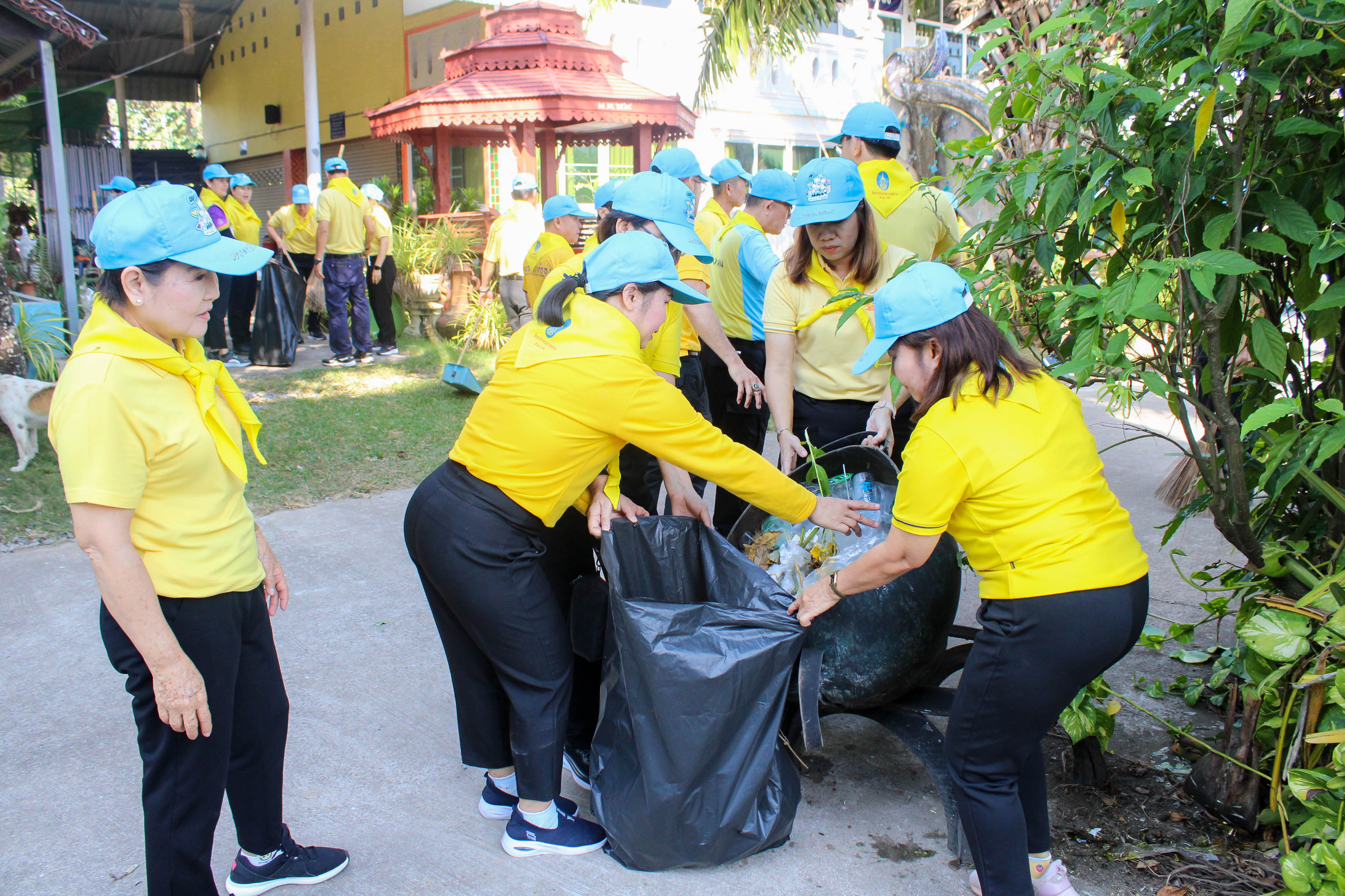 (#)สร้างสรรค์ชุมชน คนพช.น่าน (#) พช.น่าน ร่วมกิจกรรมจิตอาสาพัฒนาเนื่องในโอกาสวันคล้ายวันประสูติ สมเด็จพระเจ้าลูกเธอเจ้าฟ้าพัชรกิติยาภา นเรนทิราเทพยวดี กรมหลวงราชสาริณีสิริพัชร มหาวัชรราชธิดา 7 ธันวาคม 2567