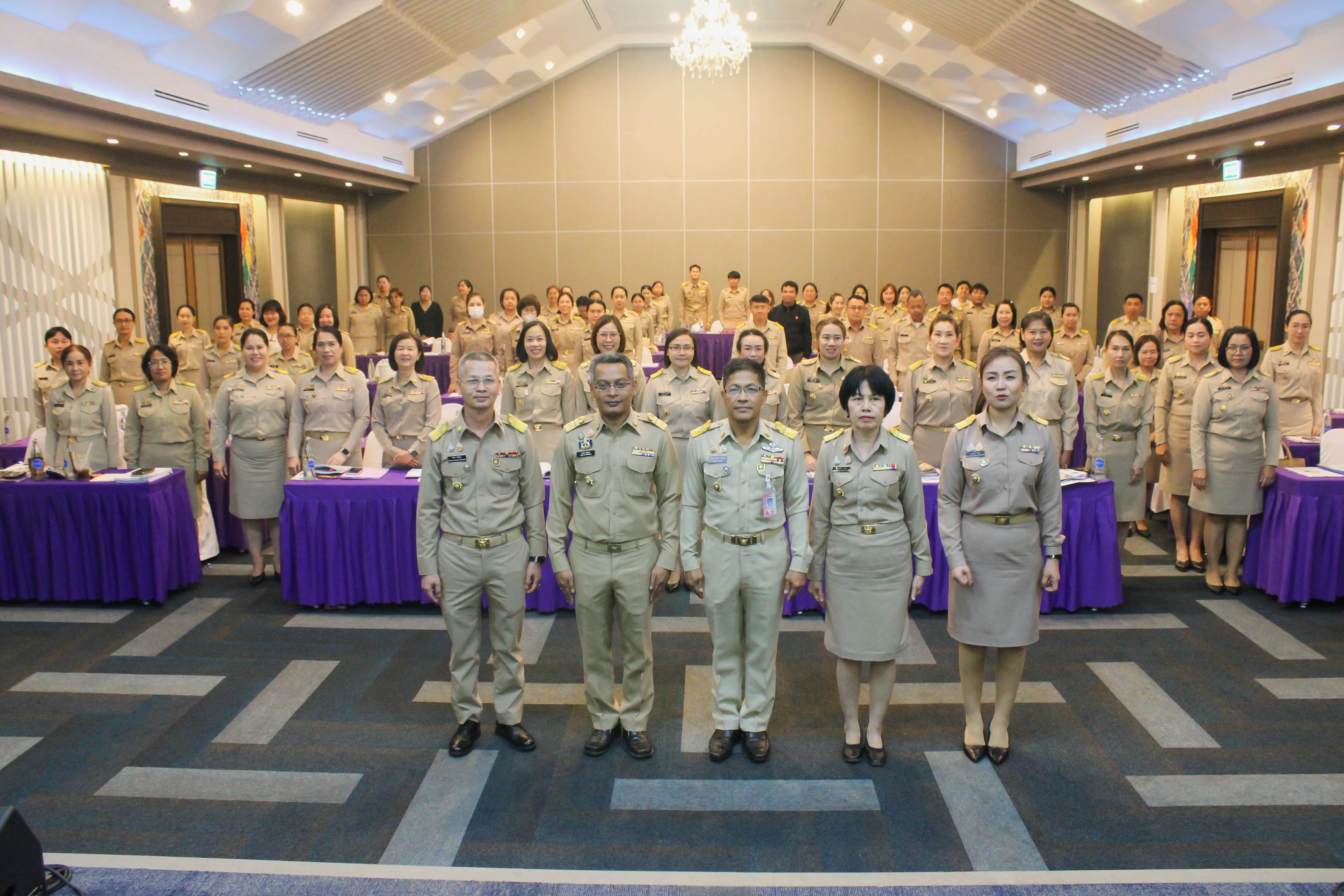 (#)สร้างสรรค์ชุมชน คนพช.น่าน (#) ประชุมชี้แจงแนวทางการขับเคลื่อนการดำเนินกิจกรรมตามแผนการปฏิบัติงานและแผนการใช้จ่ายงบประมาณ ประจำปีงบประมาณ 2568