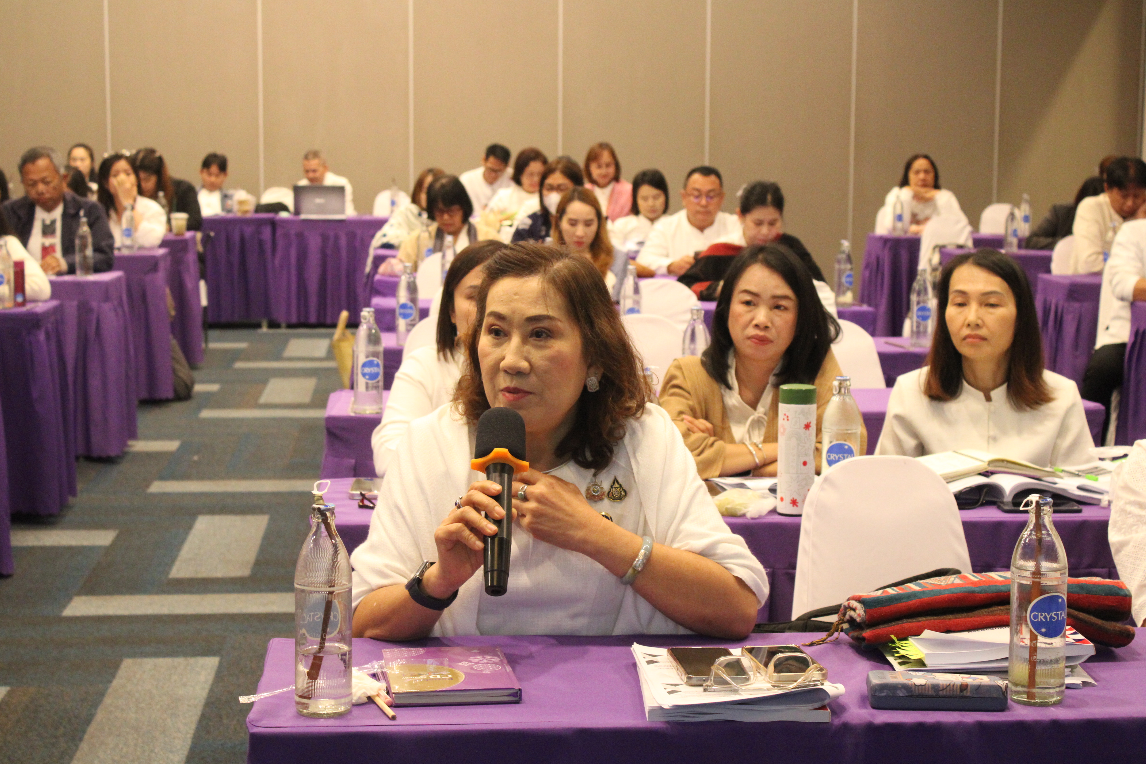(#)สร้างสรรค์ชุมชน คนพช.น่าน (#) ประชุมชี้แจงแนวทางการขับเคลื่อนการดำเนินกิจกรรมตามแผนการปฏิบัติงานและแผนการใช้จ่ายงบประมาณ ประจำปีงบประมาณ 2568 (วันที่ 2)