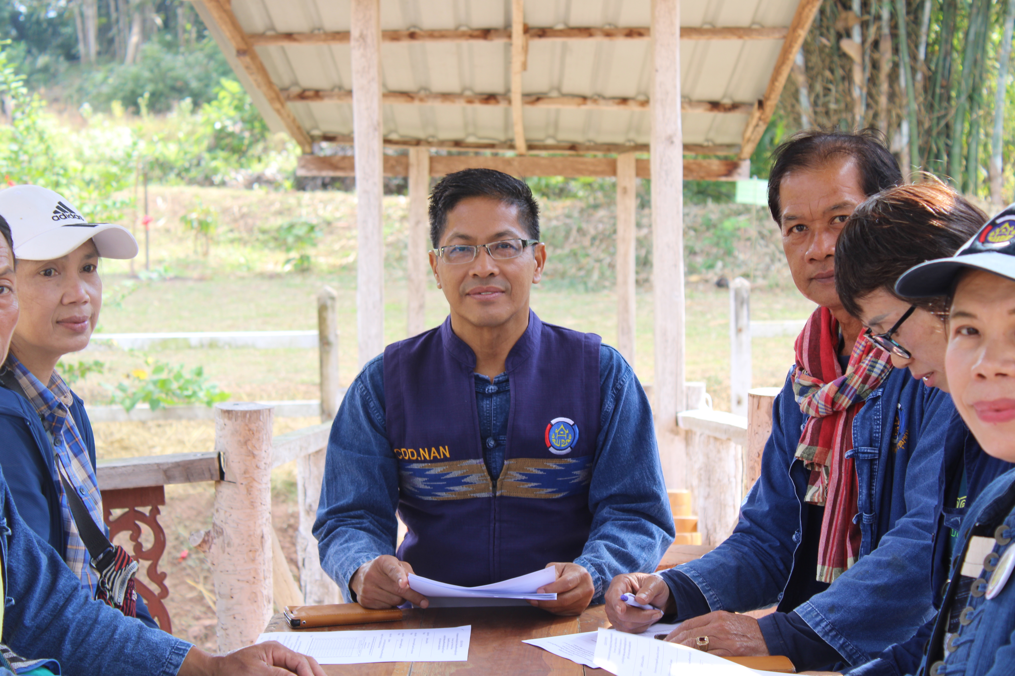 #น่านไม่เนิบ #NAN3FAST พช.น่าน จัดกิจกรรมเอามื้อสามัคคี ตามโครงการโคก หนอง นาวิถีน่าน พอเพียงสู่ความยั่งยืน ครั้งที่ 2/2568 อำเภอสันติสุข