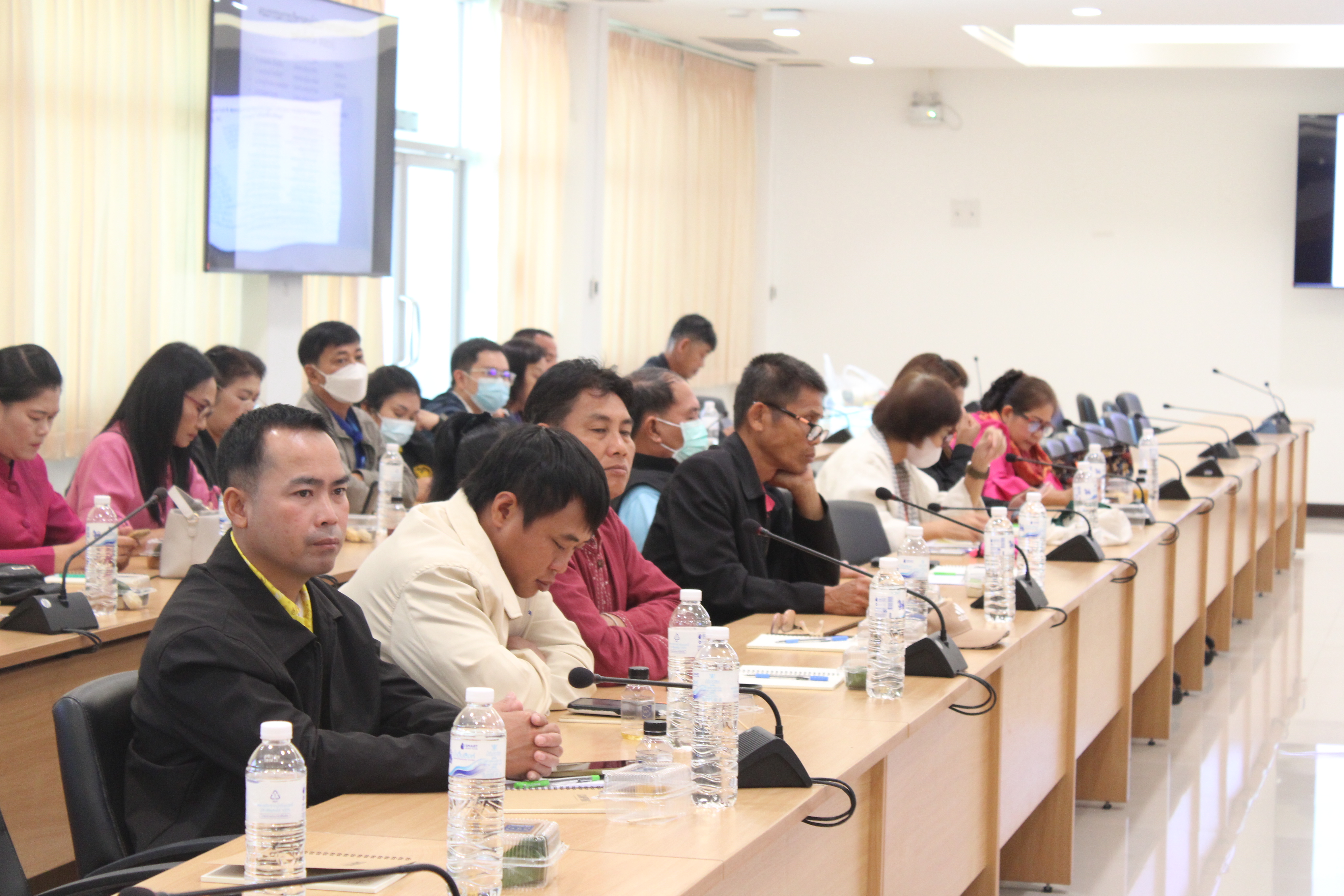 #น่านไม่เนิบ #NAN3FAST พช.น่าน โครงการประชุมเชิงปฏิบัติการเสริมสร้างทักษะคณะกรรมการบริหารศูนย์ประสานงานองค์การชุมชนระดับอำเภอ (ศอช.อ.)