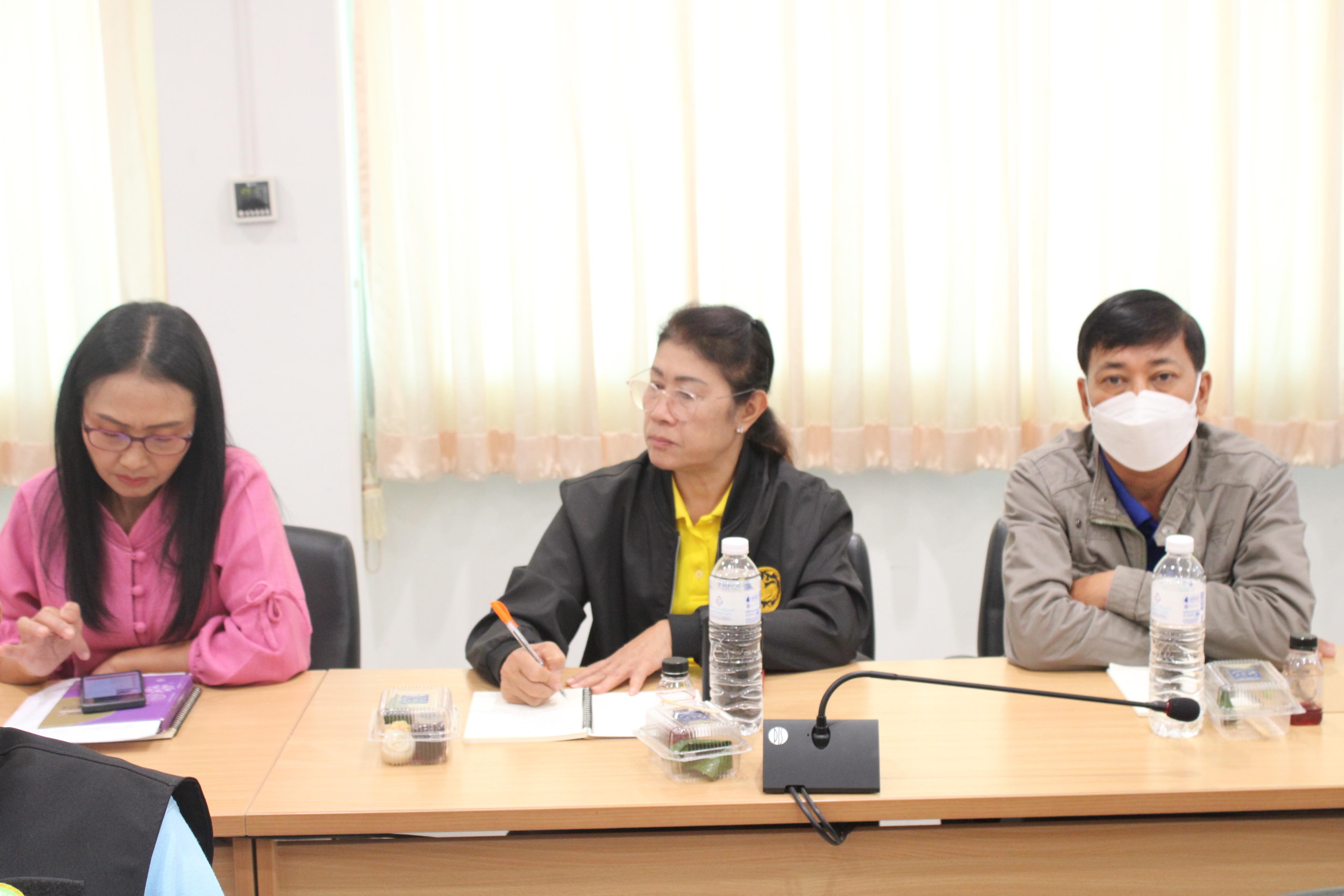 #น่านไม่เนิบ #NAN3FAST พช.น่าน โครงการประชุมเชิงปฏิบัติการเสริมสร้างทักษะคณะกรรมการบริหารศูนย์ประสานงานองค์การชุมชนระดับอำเภอ (ศอช.อ.)