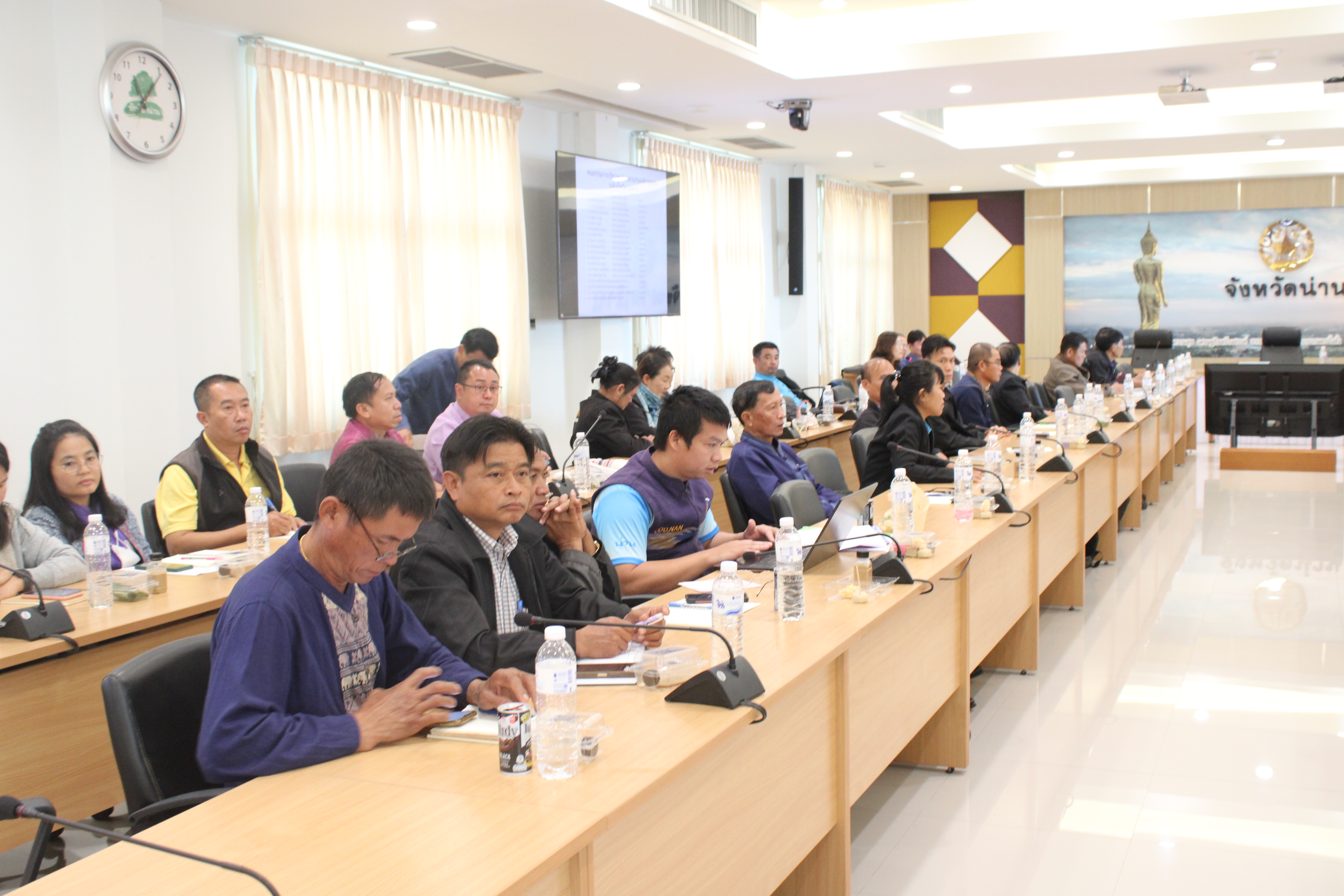 #น่านไม่เนิบ #NAN3FAST พช.น่าน โครงการประชุมเชิงปฏิบัติการเสริมสร้างทักษะคณะกรรมการบริหารศูนย์ประสานงานองค์การชุมชนระดับอำเภอ (ศอช.อ.)