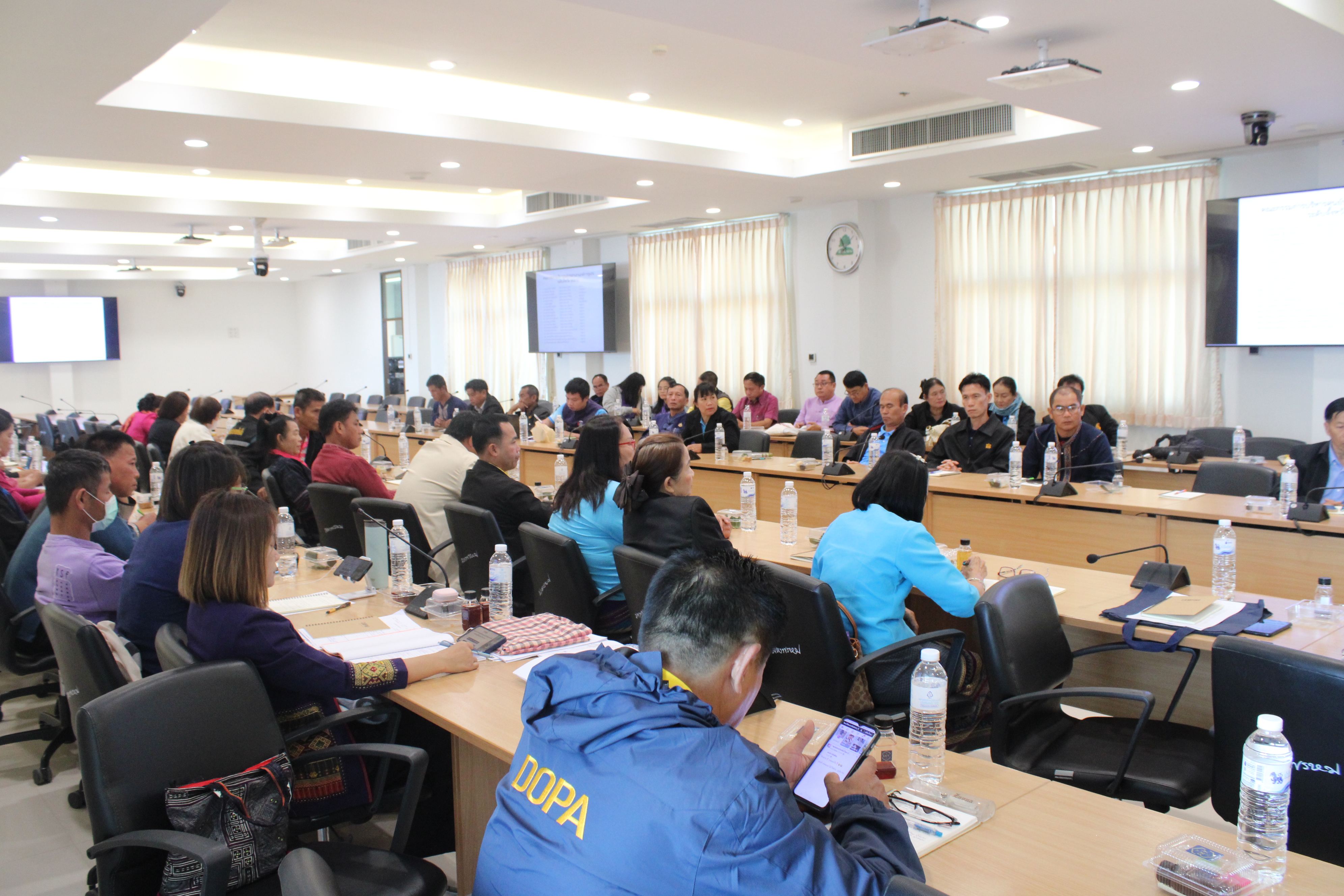 #น่านไม่เนิบ #NAN3FAST พช.น่าน โครงการประชุมเชิงปฏิบัติการเสริมสร้างทักษะคณะกรรมการบริหารศูนย์ประสานงานองค์การชุมชนระดับอำเภอ (ศอช.อ.)