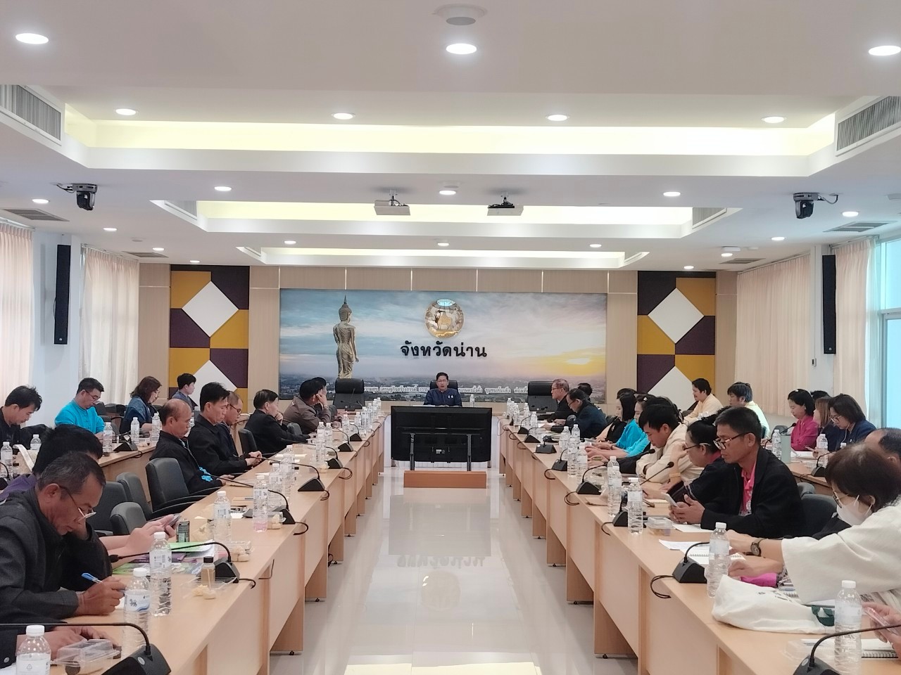 #น่านไม่เนิบ #NAN3FAST พช.น่าน โครงการประชุมเชิงปฏิบัติการเสริมสร้างทักษะคณะกรรมการบริหารศูนย์ประสานงานองค์การชุมชนระดับอำเภอ (ศอช.อ.)