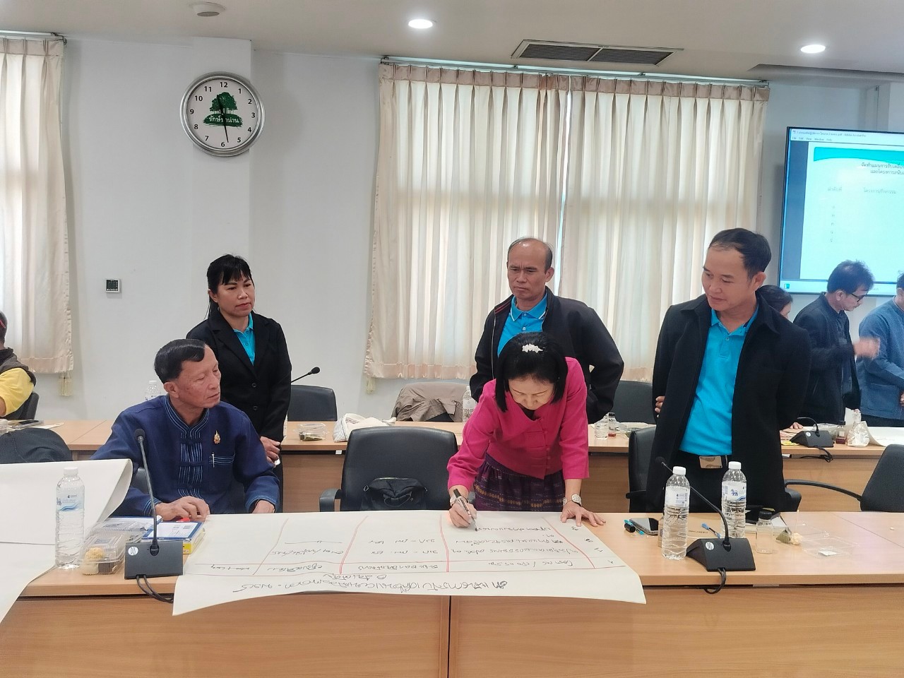 #น่านไม่เนิบ #NAN3FAST พช.น่าน โครงการประชุมเชิงปฏิบัติการเสริมสร้างทักษะคณะกรรมการบริหารศูนย์ประสานงานองค์การชุมชนระดับอำเภอ (ศอช.อ.)