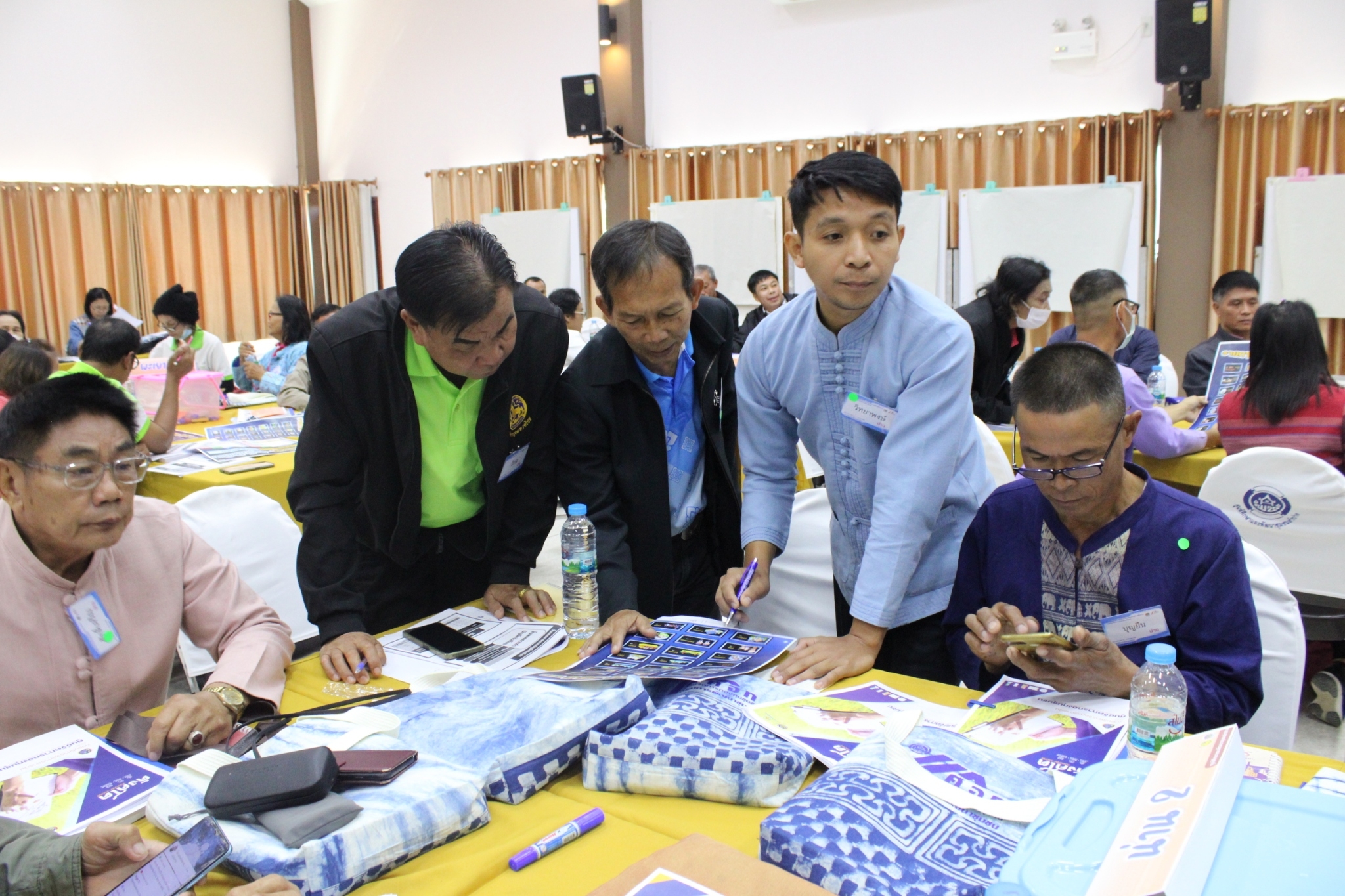 #น่านไม่เนิบ #NAN3FAST พช.น่าน นำทีมคณะกรรมการศูนย์จัดการกองทุนชุมชน กว่า 36 ศูนย์ เข้าอบรมพัฒนาศักยภาพแก้หนี้ครัวเรือน เร่งขับเคลื่อนนโยบายรัฐบาล แก้ไขปัญหาหนี้สินครัวเรือน