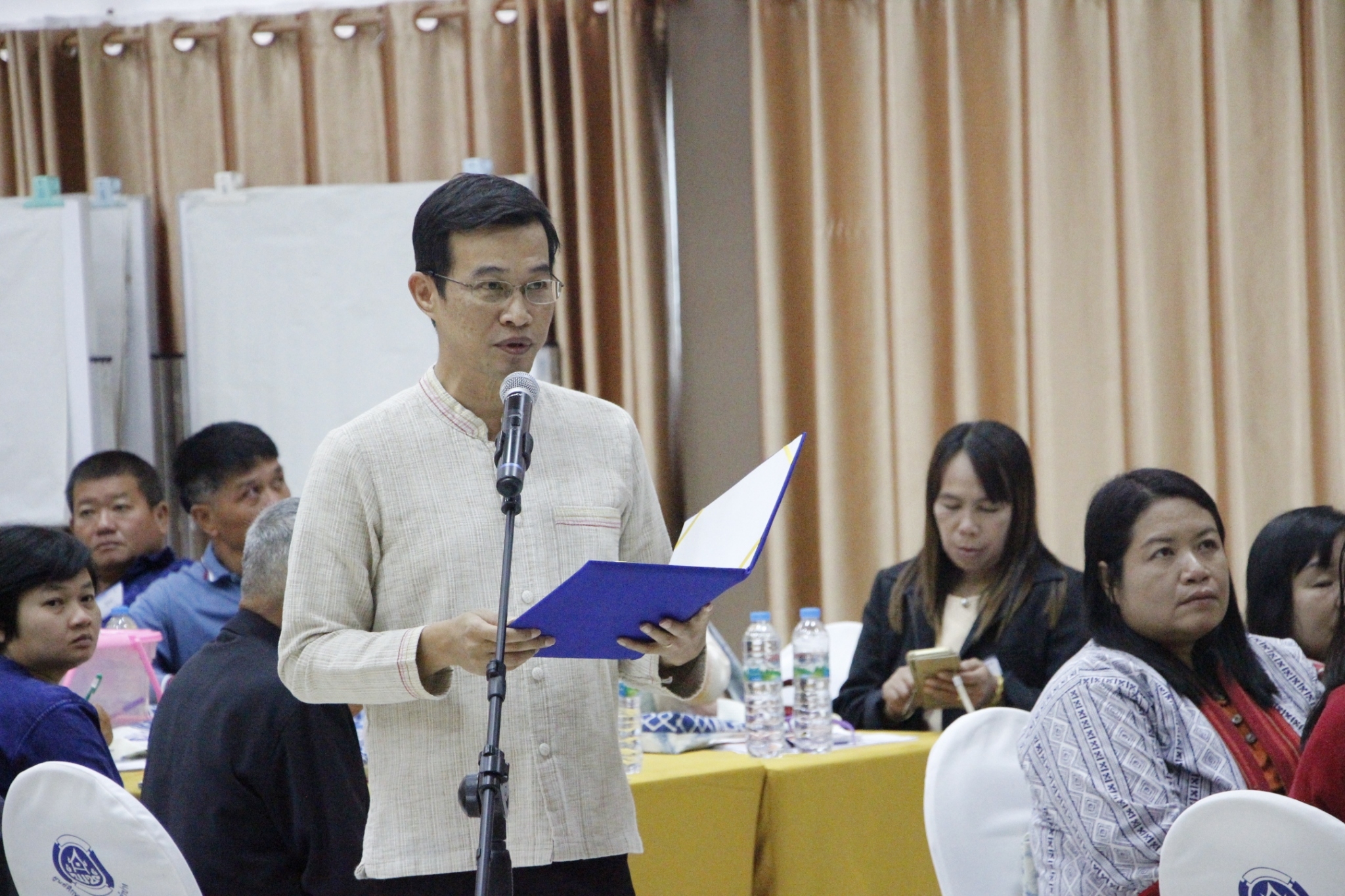 #น่านไม่เนิบ #NAN3FAST พช.น่าน นำทีมคณะกรรมการศูนย์จัดการกองทุนชุมชน กว่า 36 ศูนย์ เข้าอบรมพัฒนาศักยภาพแก้หนี้ครัวเรือน เร่งขับเคลื่อนนโยบายรัฐบาล แก้ไขปัญหาหนี้สินครัวเรือน