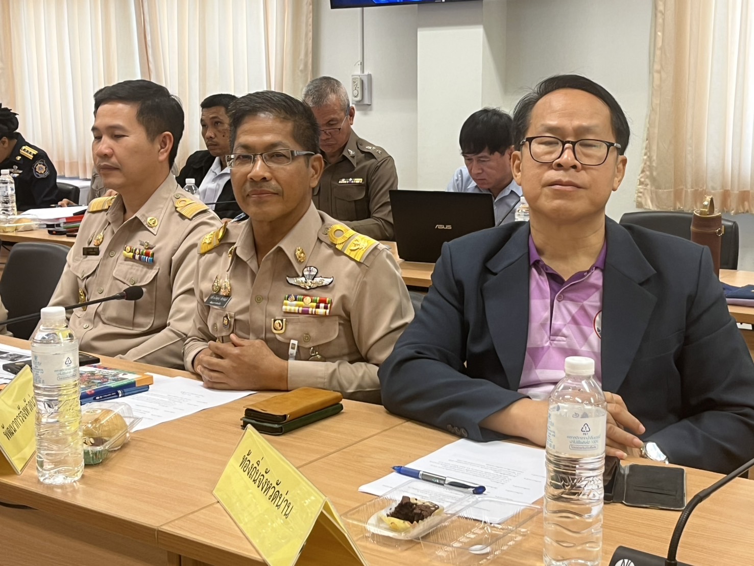 #น่านไม่เนิบ #NAN3FAST พช.น่าน ร่วมประชุมคณะกรรมการศูนย์อำนวยการป้องกันและปราบปรามยาเสพติดจังหวัดน่าน เร่งบูรณาการแก้ปัญหายาเสพติด ช่วยผู้ผ่านการบำบัดคืนสู่สังคม