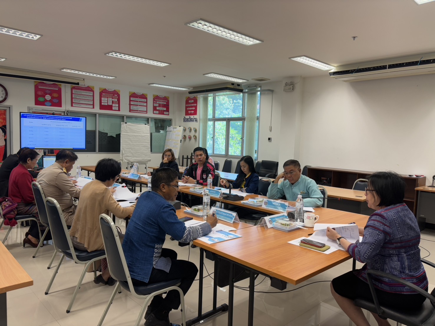 (#)สร้างสรรค์ชุมชน คนพช.น่าน (#) พช.น่าน จัดประชุมคณะอนุกรรมการบริหารกองทุนพัฒนาบทบาทสตรีระดับจังหวัด จังหวัดน่าน ครั้งที่ 9/2567 