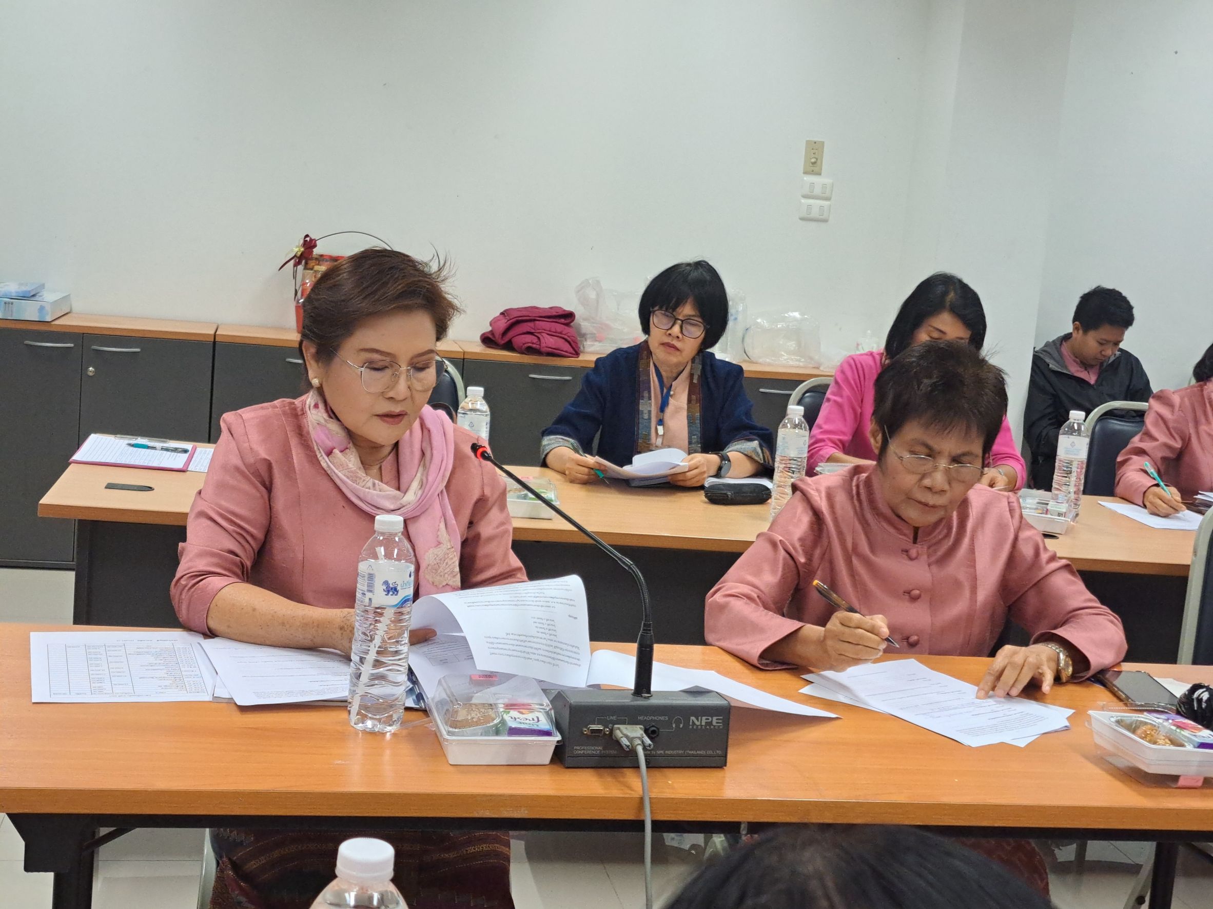 #น่านไม่เนิบ #NAN3FAST พัฒนาชุมชนน่าน ประชุมคณะกรรมการพัฒนาสตรีจังหวัด วางแผนขับเคลื่อนงานองค์กรสตรีปี 2568