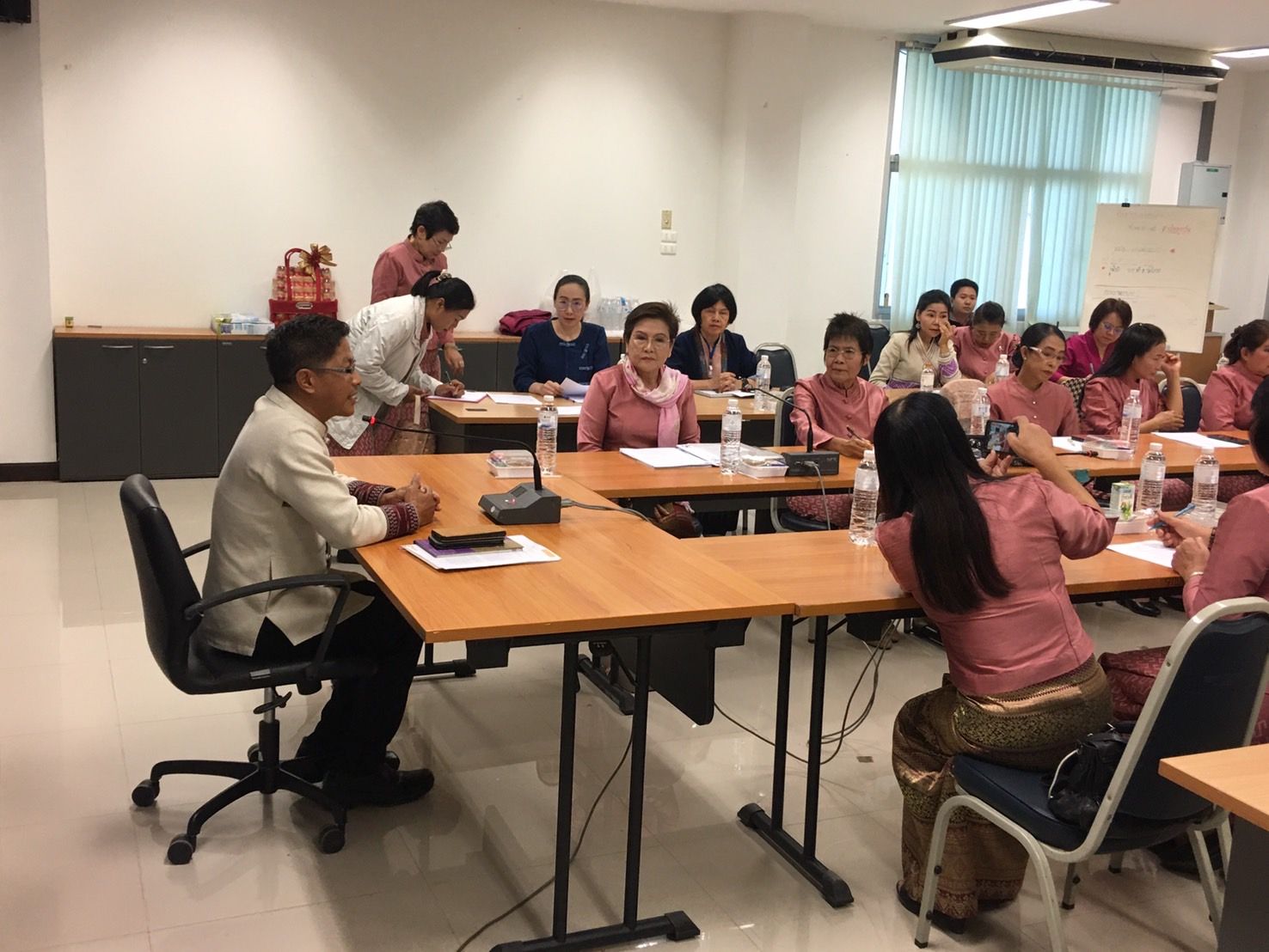 #น่านไม่เนิบ #NAN3FAST พัฒนาชุมชนน่าน ประชุมคณะกรรมการพัฒนาสตรีจังหวัด วางแผนขับเคลื่อนงานองค์กรสตรีปี 2568