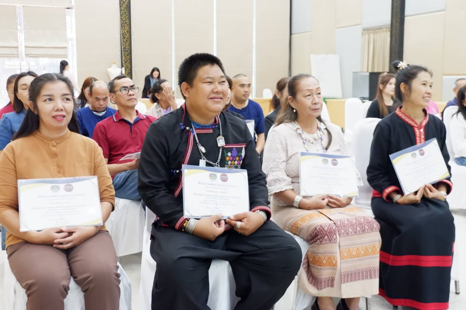 #น่านไม่เนิบ #NAN3FAST พช.น่าน จัดอบรมพัฒนาศักยภาพผู้ประกอบการ OTOP สู่ยุค 4.0 มุ่งเน้นการตลาดออนไลน์ (วันที่ 2)