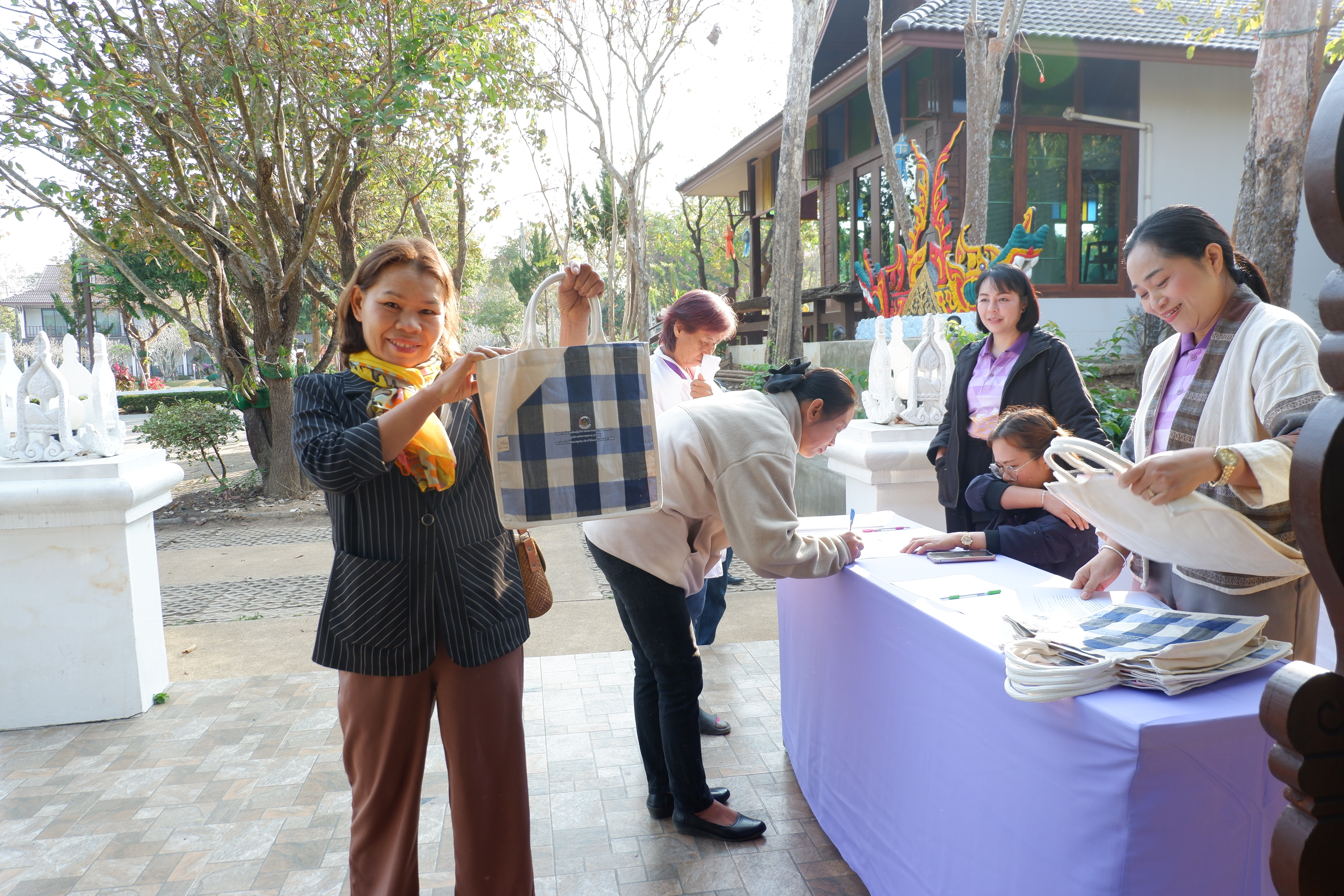 #น่านไม่เนิบ #NAN3FAST พช.น่าน จัดประชุมเชิงปฏิบัติการยกระดับตลาดนัดคนไทยยิ้มได้ มุ่งเชื่อมโยงการท่องเที่ยว-เพิ่มช่องทางการตลาด