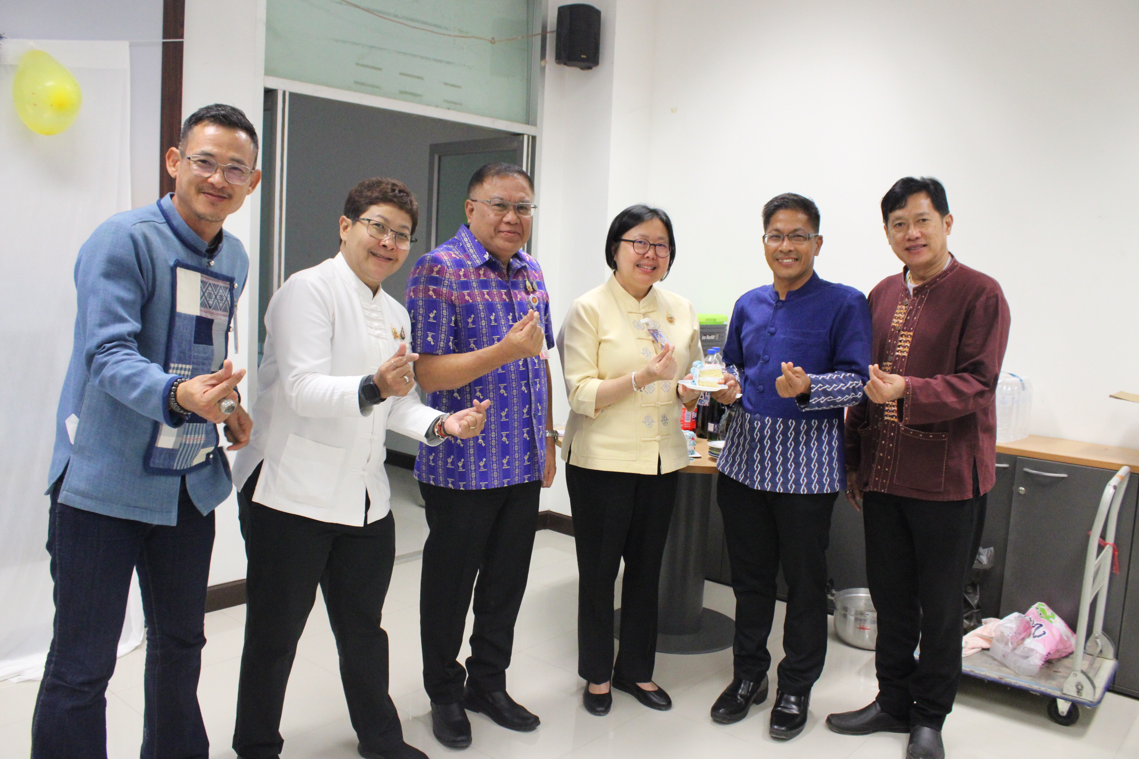 #น่านไม่เนิบ #NAN3FAST พช.น่าน จัดกิจกรรมแลกของขวัญ สานสัมพันธ์ส่งท้ายปีเก่าต้อนรับปีใหม่ 2568