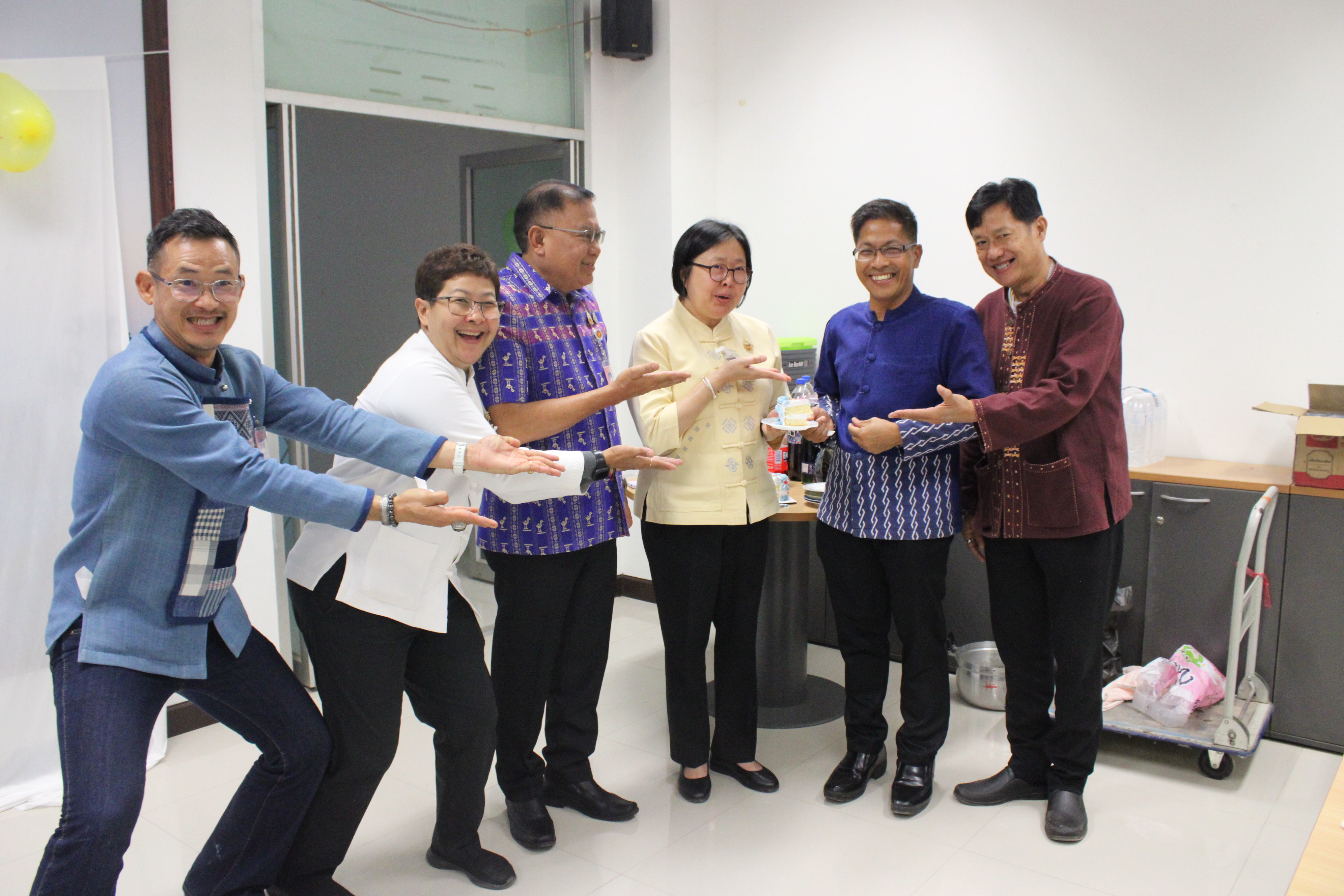 #น่านไม่เนิบ #NAN3FAST พช.น่าน จัดกิจกรรมแลกของขวัญ สานสัมพันธ์ส่งท้ายปีเก่าต้อนรับปีใหม่ 2568