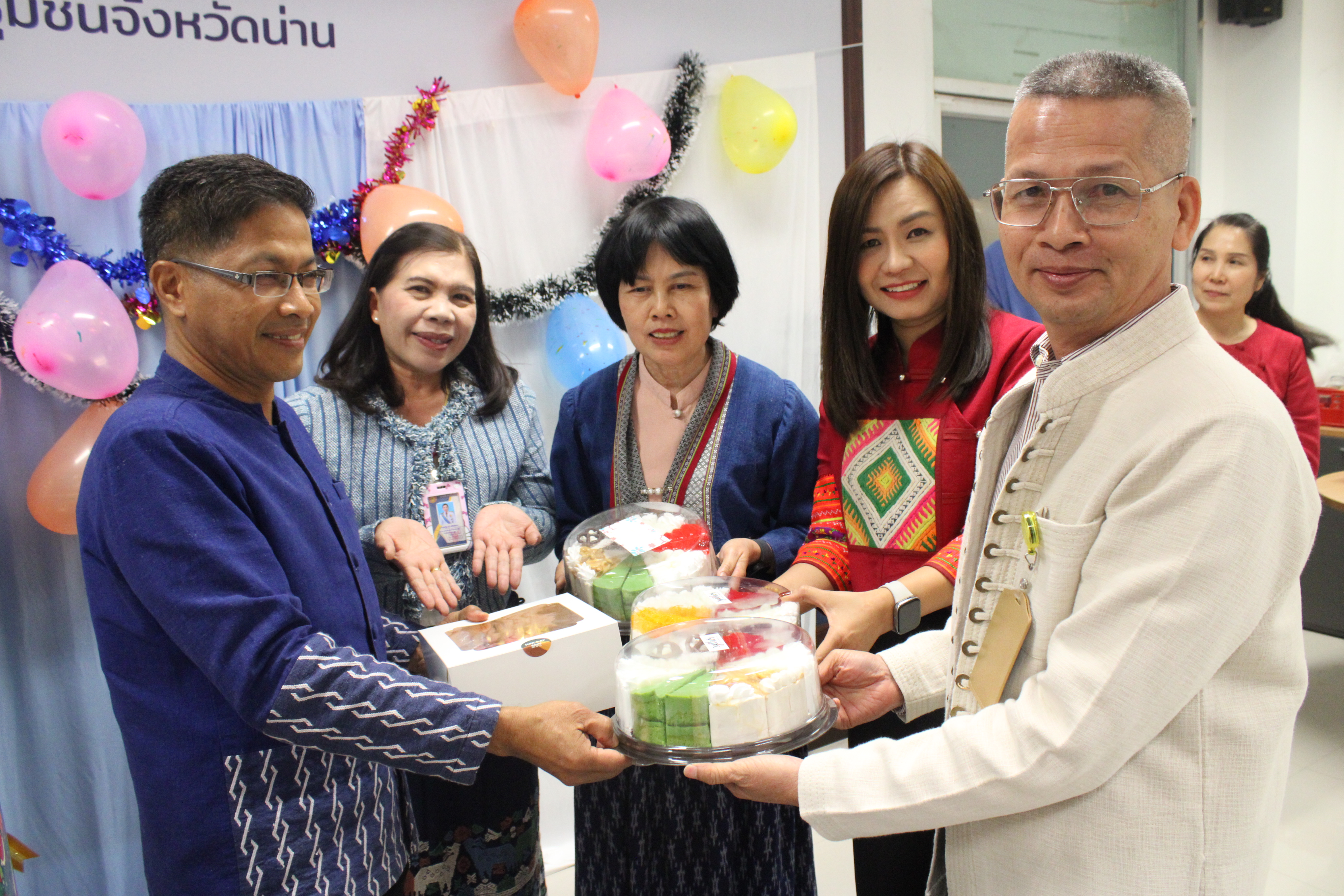 #น่านไม่เนิบ #NAN3FAST พช.น่าน จัดกิจกรรมแลกของขวัญ สานสัมพันธ์ส่งท้ายปีเก่าต้อนรับปีใหม่ 2568