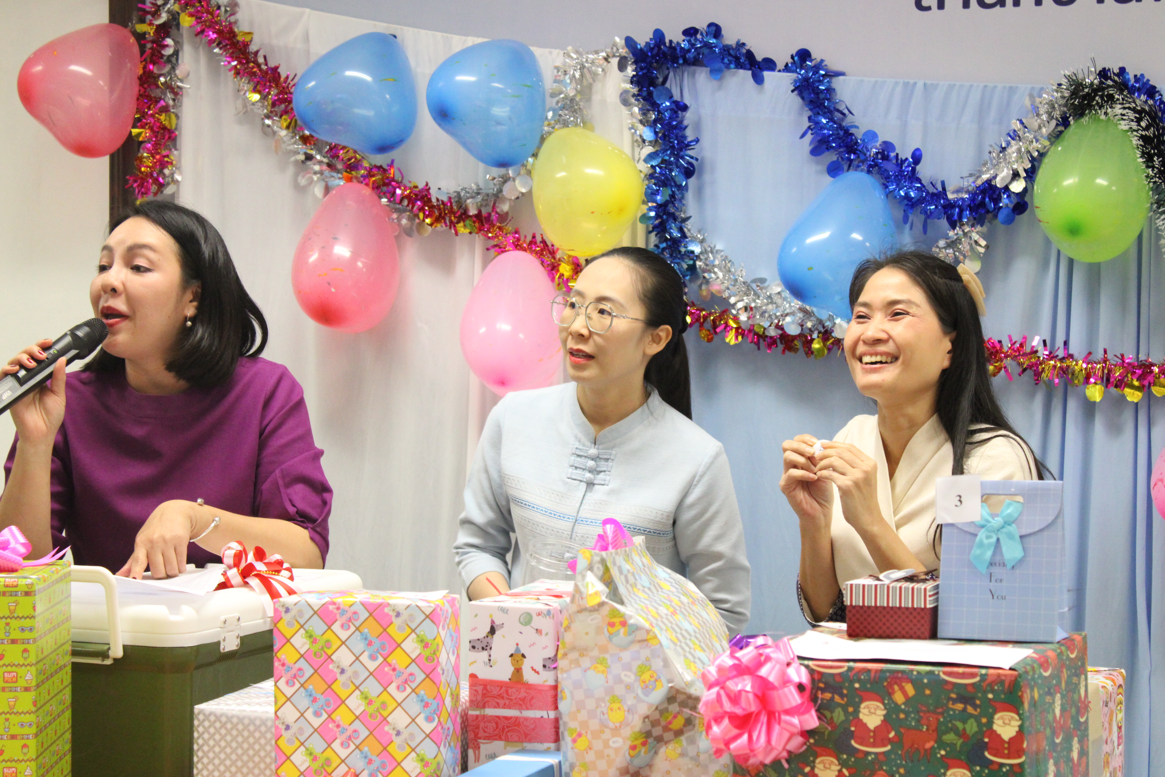 #น่านไม่เนิบ #NAN3FAST พช.น่าน จัดกิจกรรมแลกของขวัญ สานสัมพันธ์ส่งท้ายปีเก่าต้อนรับปีใหม่ 2568