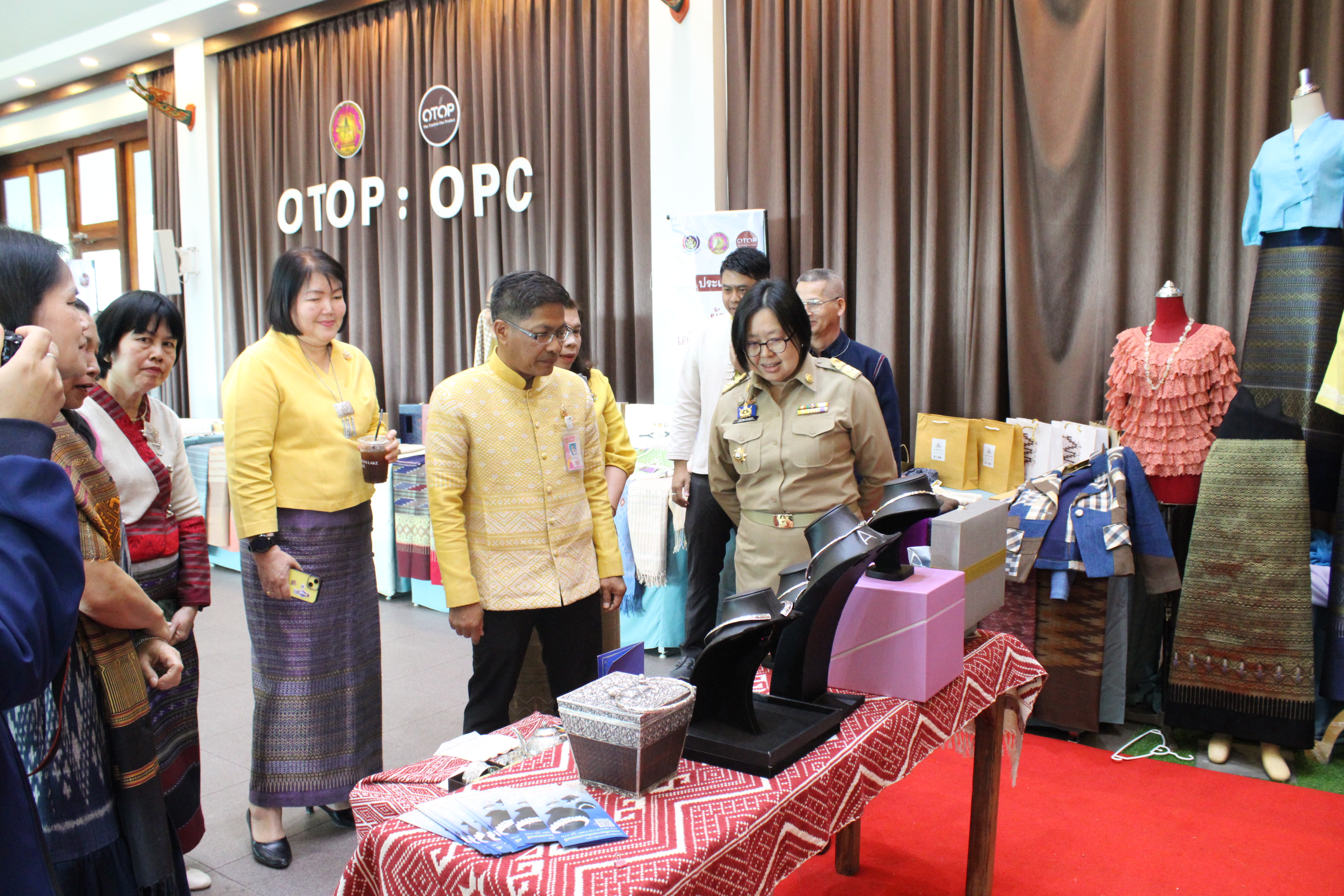 #น่านไม่เนิบ #NAN3FAST พช.น่าน จัดพิธีมอบใบประกาศนียบัตรผลการคัดสรรสุดยอดหนึ่งตำบล หนึ่งผลิตภัณฑ์ไทย ปี พ.ศ.2567(OTOP Product Champion : OPC) พัฒนาคุณภาพสินค้า OTOP น่าน สู่มาตรฐานระดับสากล