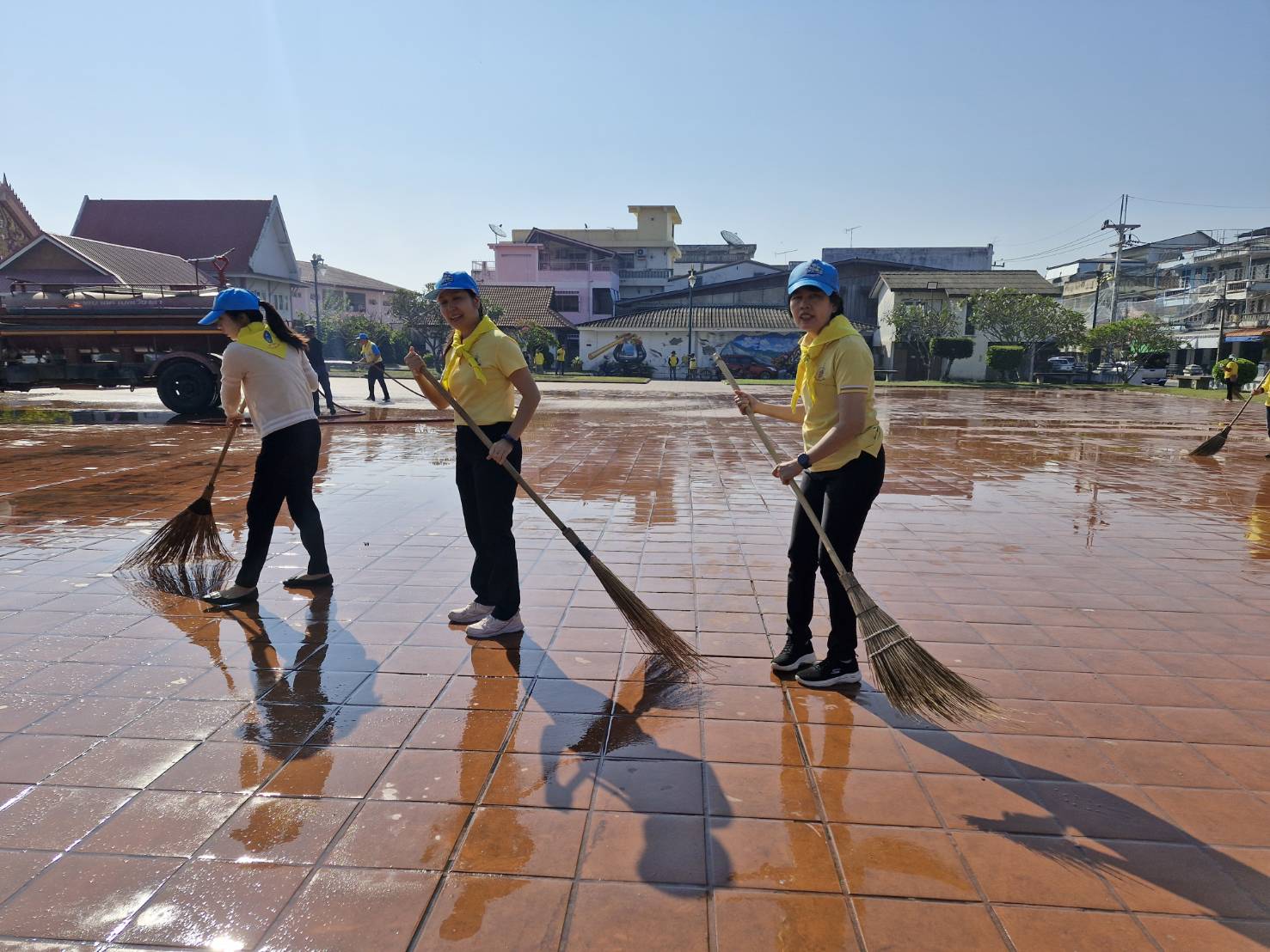 #น่านไม่เนิบ #NAN3FAST พช.น่าน ร่วมกิจกรรมจิตอาสาพัฒนา เฉลิมพระเกียรติพระบาทสมเด็จพระเจ้าอยู่หัว เนื่องในโอกาสพระราชพิธีสมมงคลพระชนมายุเท่าพระบาทสมเด็จพระพุทธยอดฟ้าจุฬาโลกมหาราช สมเด็จพระปฐมบรมกษัตริยาธิราชแห่งพระราชวงศ์จักรี