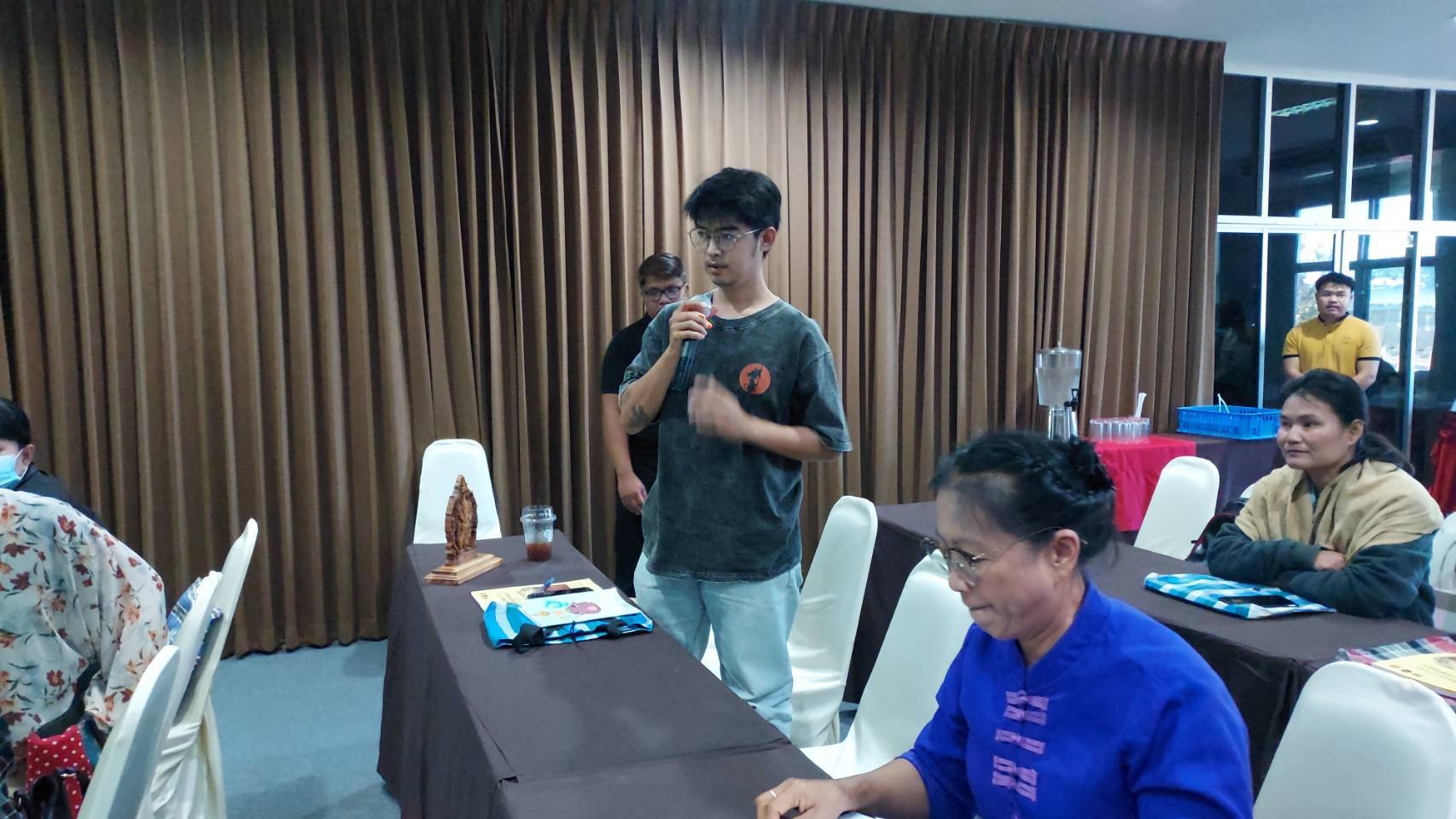 #น่านไม่เนิบ #NAN3FAST พัฒนาชุมชนน่านจัดประชุมเชิงปฏิบัติการยกระดับผลิตภัณฑ์ OTOP กลุ่ม Quadrant D สู่มาตรฐานคุณภาพ