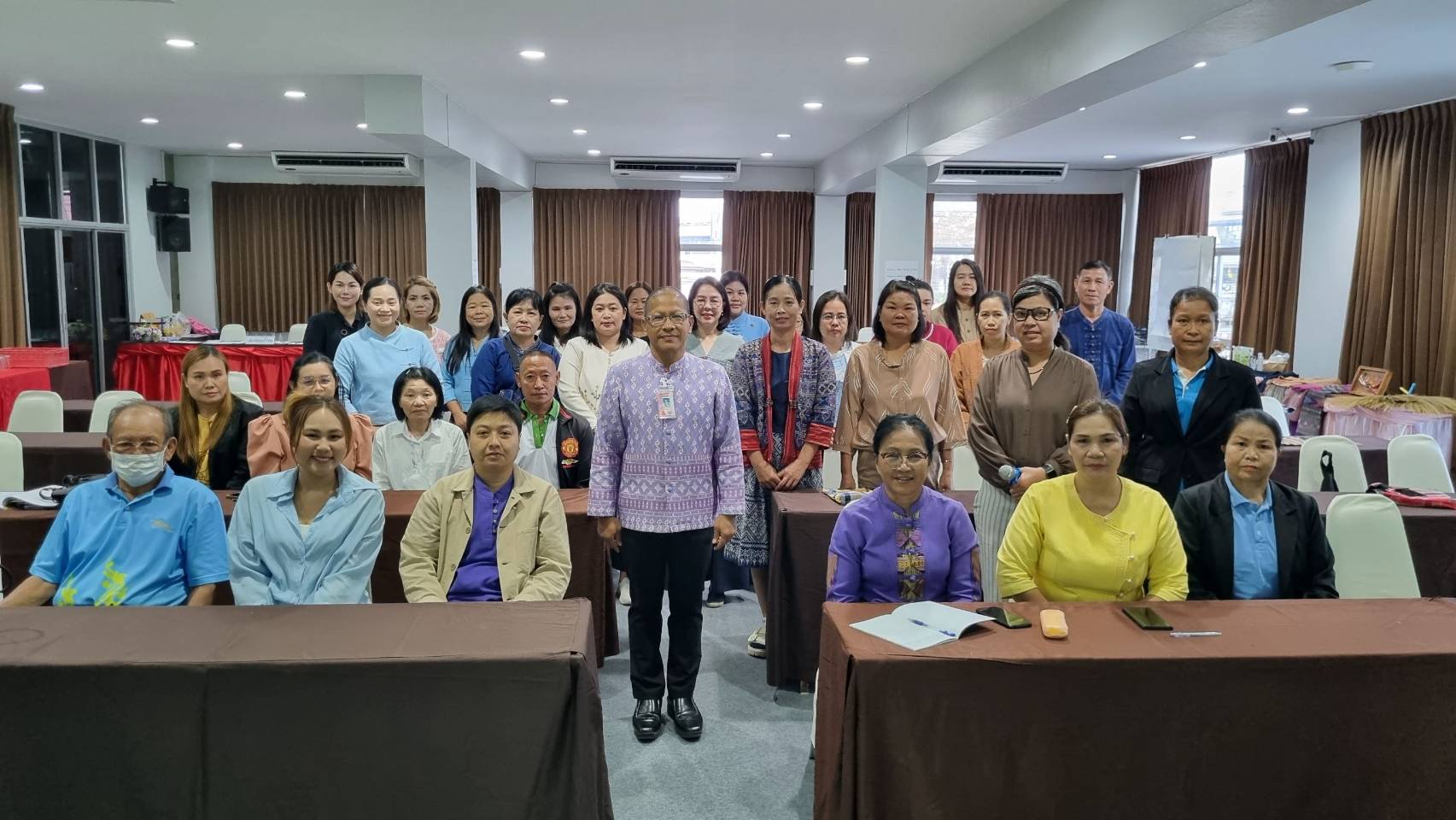 #น่านไม่เนิบ #NAN3FAST พัฒนาชุมชนน่านจัดประชุมเชิงปฏิบัติการยกระดับผลิตภัณฑ์ OTOP กลุ่ม Quadrant D สู่มาตรฐานคุณภาพ