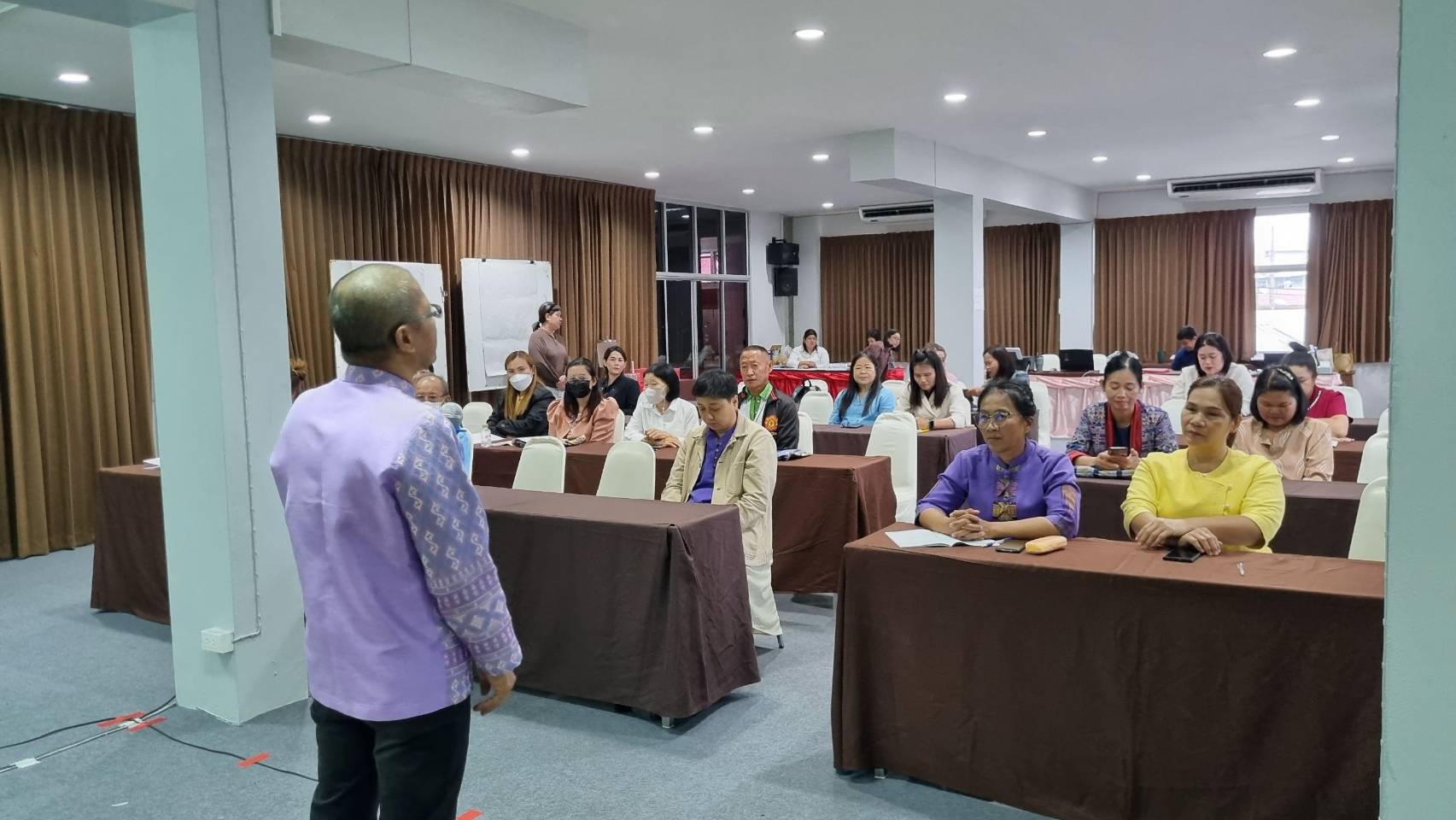 #น่านไม่เนิบ #NAN3FAST พัฒนาชุมชนน่านจัดประชุมเชิงปฏิบัติการยกระดับผลิตภัณฑ์ OTOP กลุ่ม Quadrant D สู่มาตรฐานคุณภาพ