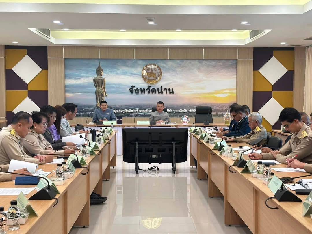 #น่านไม่เนิบ #NAN3FAST ผู้ตรวจราชการกระทรวงมหาดไทยลงพื้นที่น่าน รับฟังรายงานผลการขับเคลื่อนงานสำคัญ พช.น่าน รายงานความก้าวหน้าด้านการพัฒนาสตรีและสร้างอาชีพ