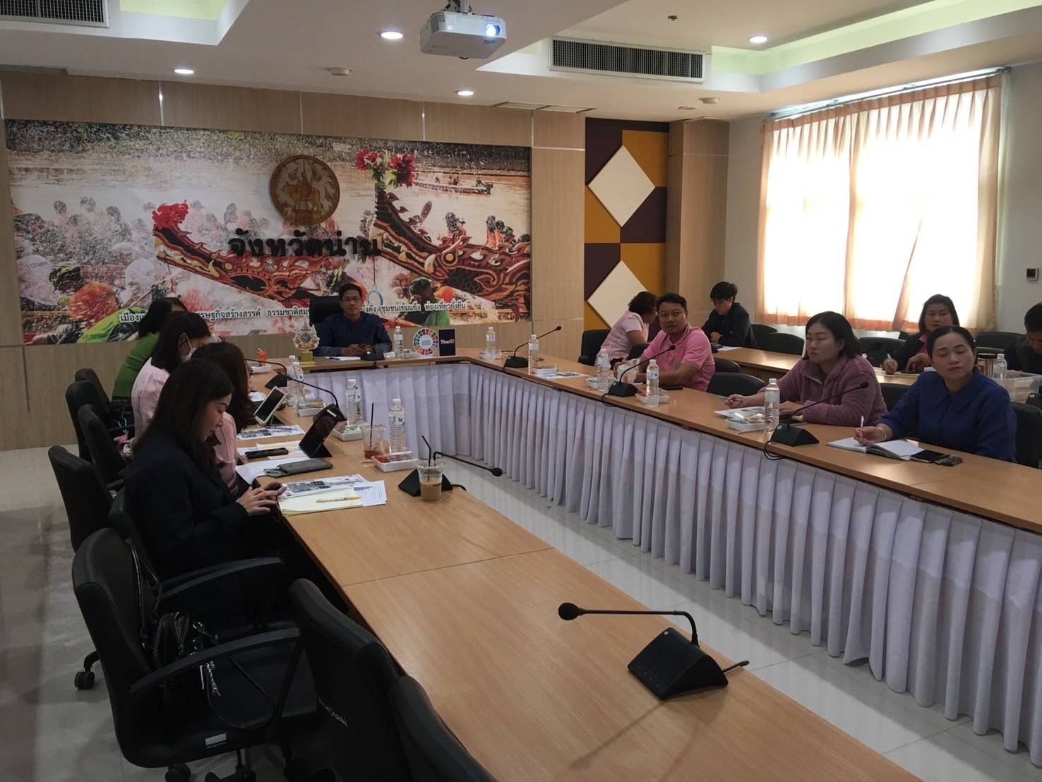 #น่านไม่เนิบ #NAN3FAST จังหวัดน่าน ประชุมเตรียมความพร้อมจัดแสดงและจำหน่ายผลิตภัณฑ์ชุมชน OTOP ผลิตภัณฑ์ Creative และกิจกรรมของดีเมืองน่าน ภายในงานประจำปีและของดีเมืองน่าน ประจำปี 2568