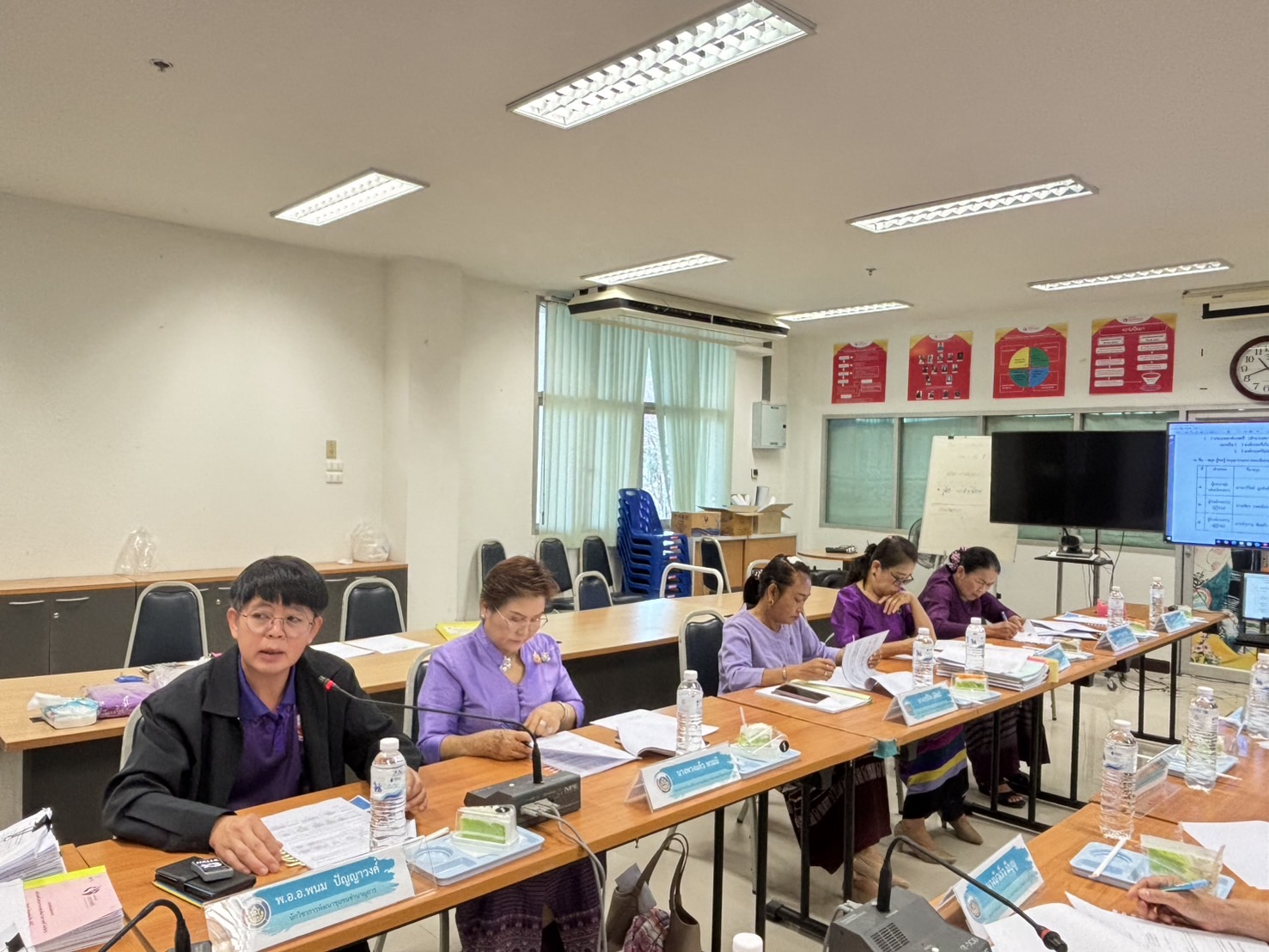 #น่านไม่เนิบ #NAN3FAST พช.น่าน จัดประชุมคณะทำงานขับเคลื่อนกองทุนพัฒนาบทบาทสตรีจังหวัดน่าน ครั้งที่ 2/2568