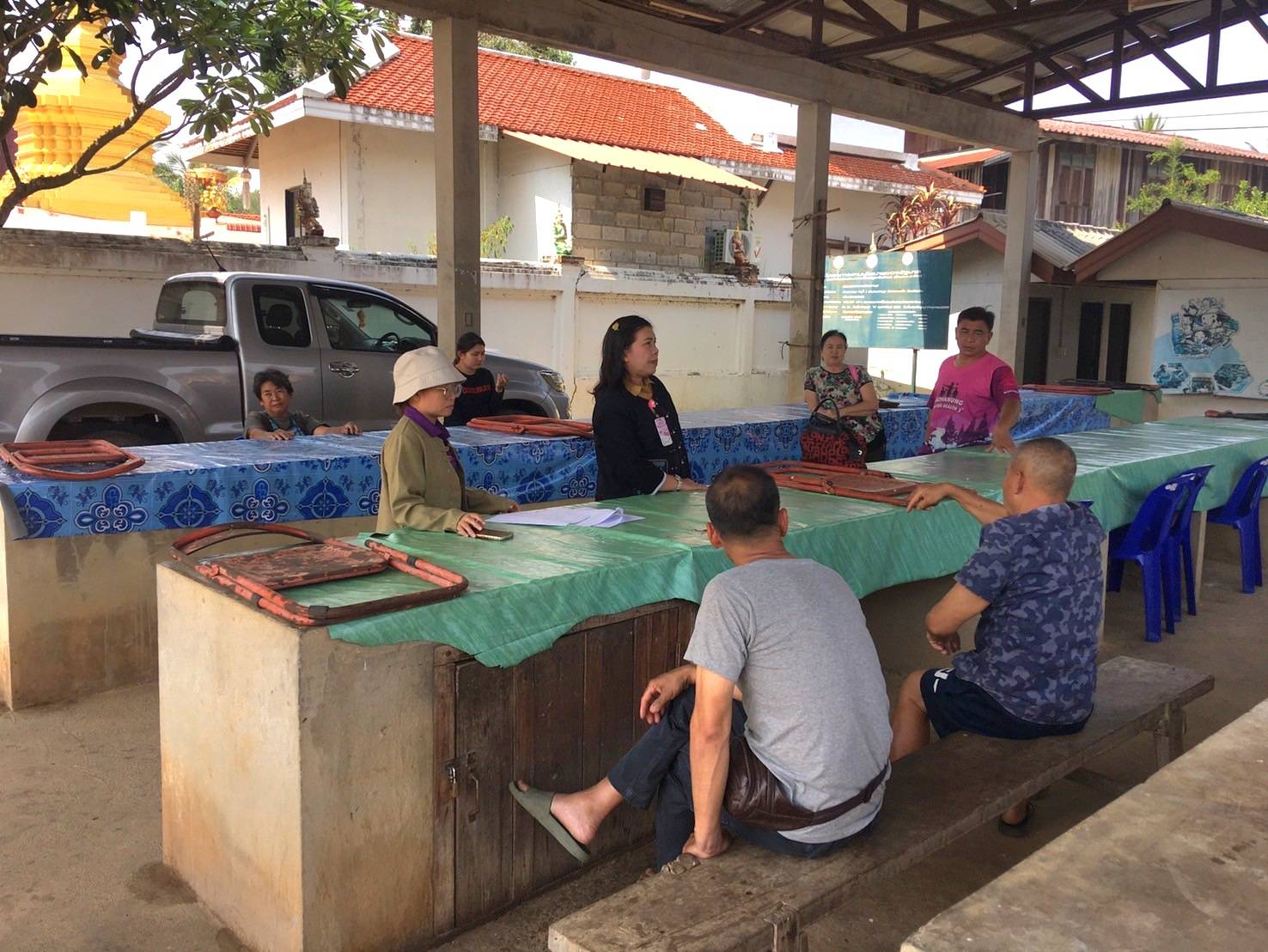 #น่านไม่เนิบ#NAN3FAST พช.น่าน ลงพื้นที่ติดตามโครงการตลาดนัดคนไทยยิ้มได้ ปี 2568 พัฒนาศักยภาพตลาด เชื่อมโยงการท่องเที่ยว เพิ่มช่องทางจำหน่ายสินค้าสัมมาชีพ ผลผลิตทางการเกษตร และผลิตภัณฑ์ OTOP