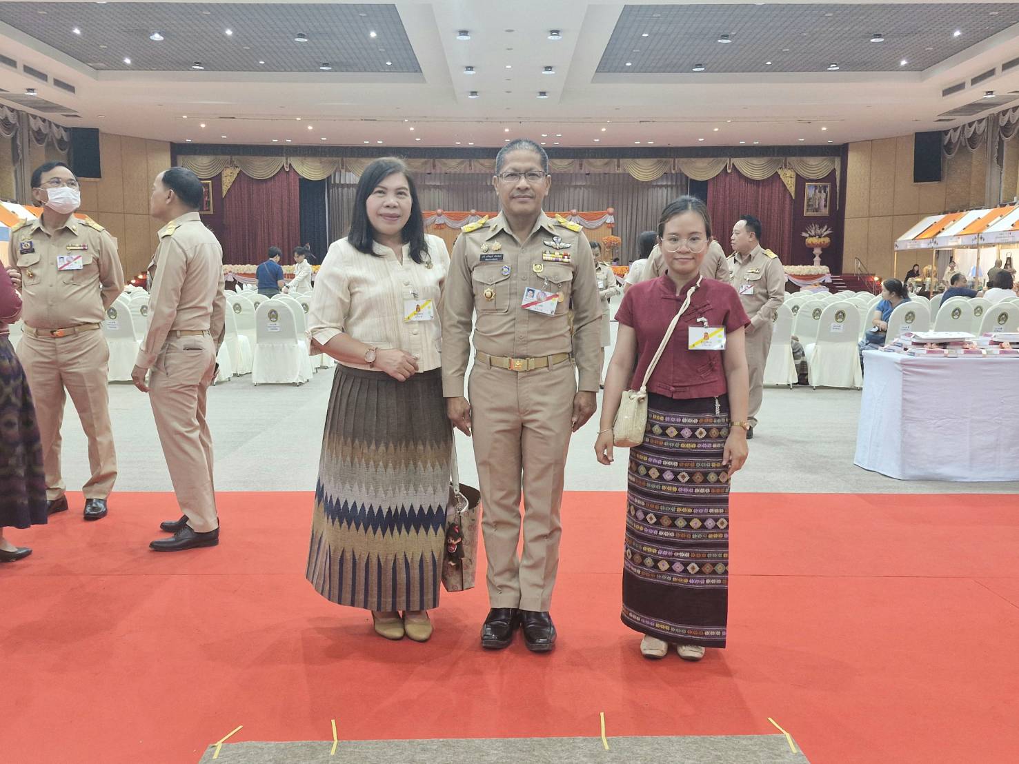 #น่านไม่เนิบ #NAN3FAST  ผู้ว่าราชการจังหวัดน่านร่วมเฝ้ารับเสด็จสมเด็จพระเจ้าลูกเธอ เจ้าฟ้าสิริวัณณวรีฯ ในงานแสดงภูมิปัญญาผ้าไทยภาคเหนือ ณ จังหวัดเชียงใหม่