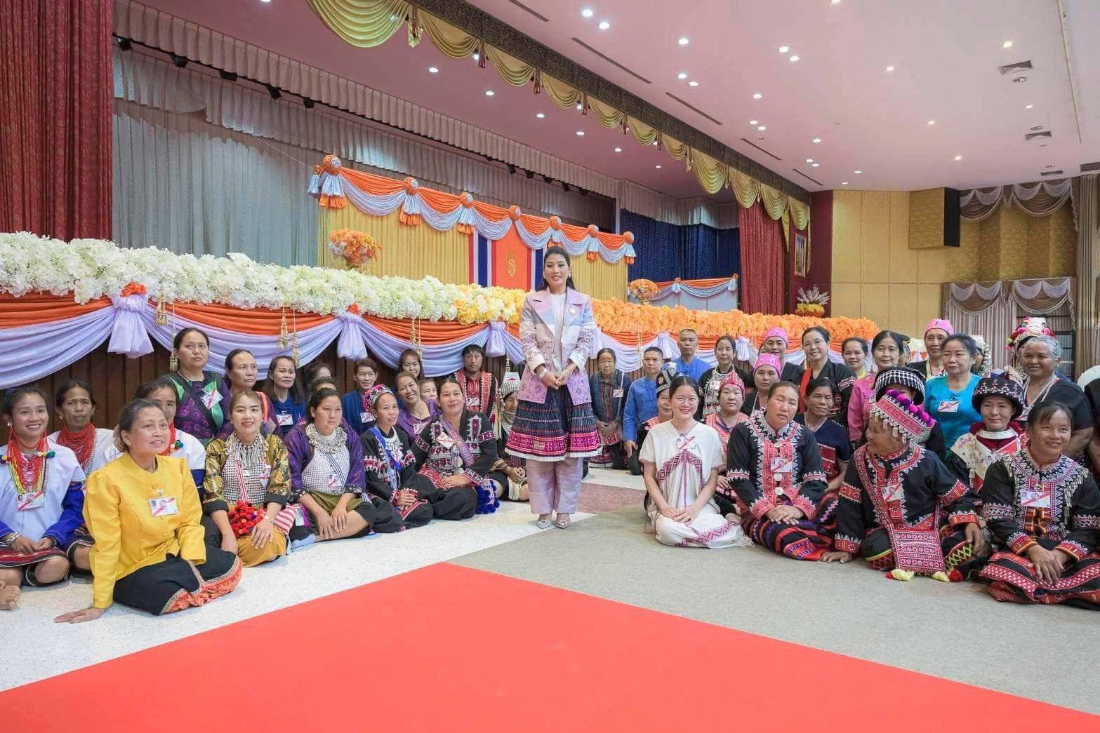 #น่านไม่เนิบ #NAN3FAST  ผู้ว่าราชการจังหวัดน่านร่วมเฝ้ารับเสด็จสมเด็จพระเจ้าลูกเธอ เจ้าฟ้าสิริวัณณวรีฯ ในงานแสดงภูมิปัญญาผ้าไทยภาคเหนือ ณ จังหวัดเชียงใหม่