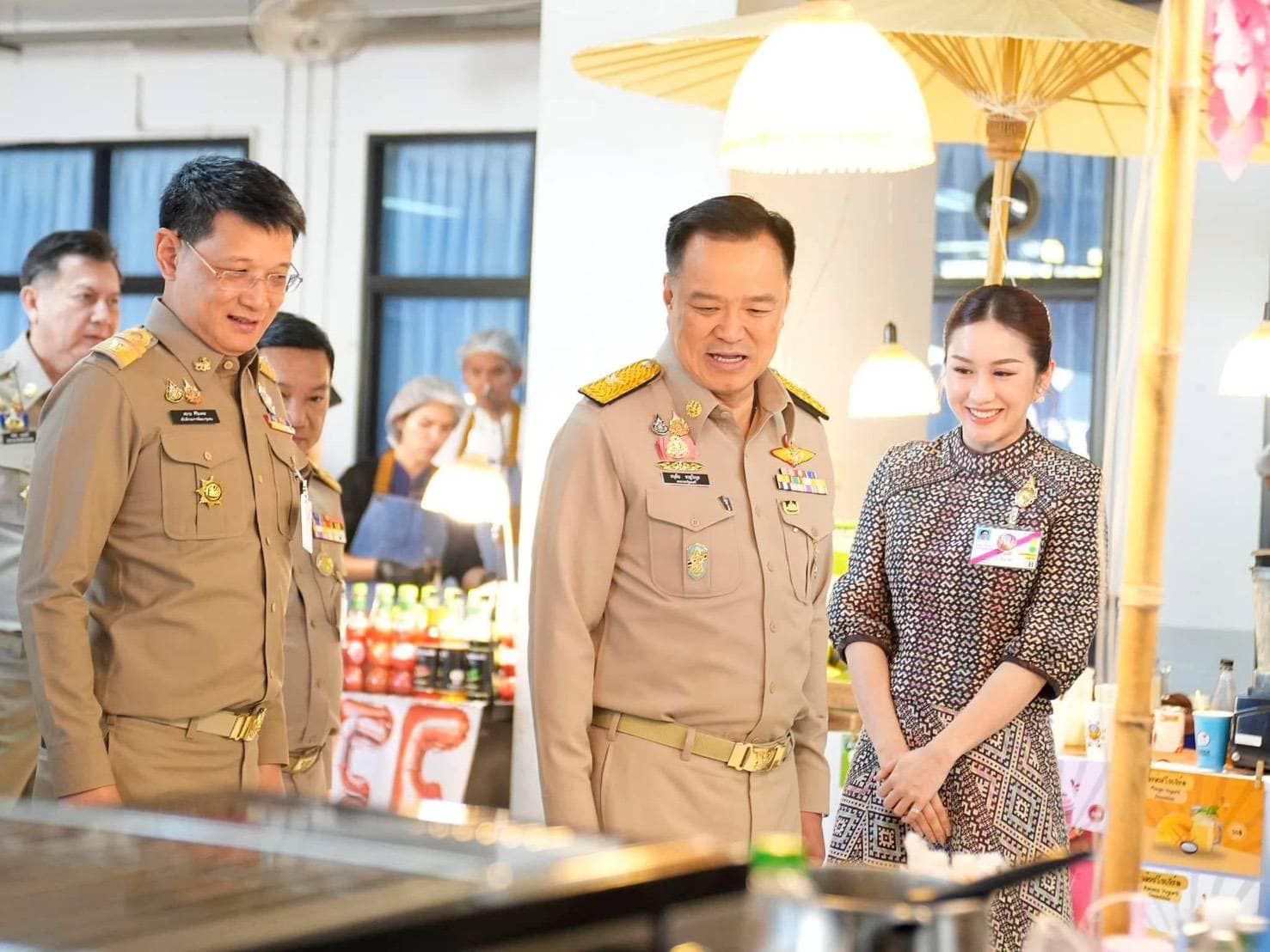 #น่านไม่เนิบ #NAN3FAST  ผู้ว่าราชการจังหวัดน่านร่วมเฝ้ารับเสด็จสมเด็จพระเจ้าลูกเธอ เจ้าฟ้าสิริวัณณวรีฯ ในงานแสดงภูมิปัญญาผ้าไทยภาคเหนือ ณ จังหวัดเชียงใหม่