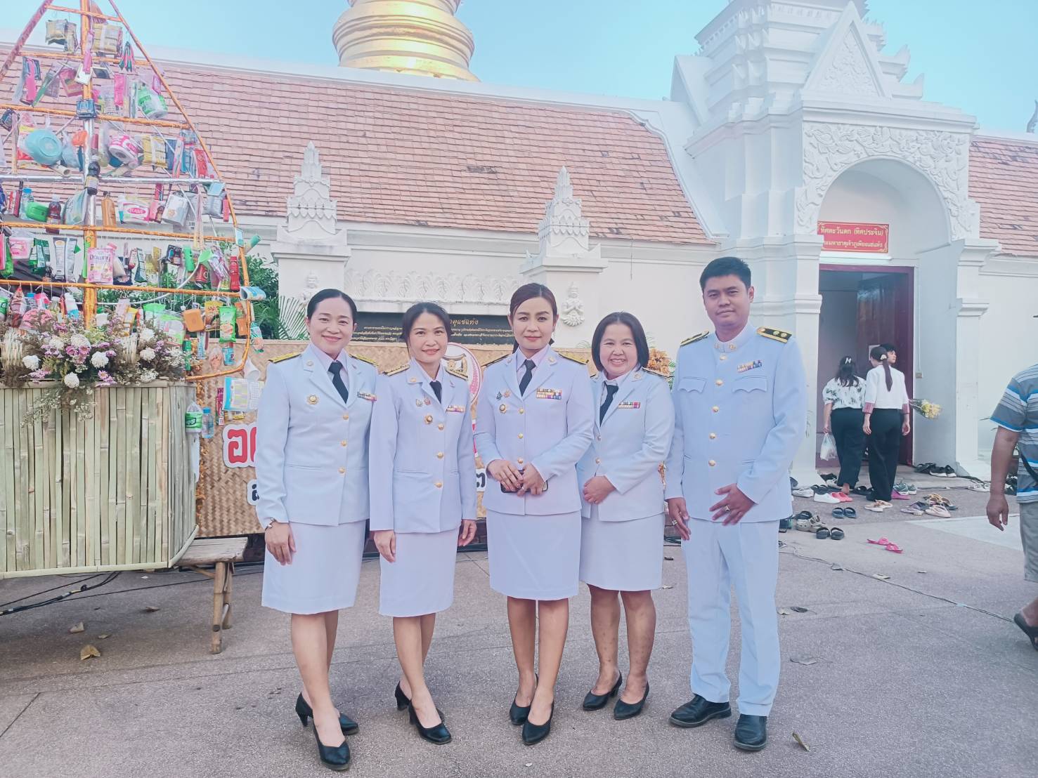 #น่านไม่เนิบ #NAN3FAST พช.น่าน ร่วมพิธีถวายน้ำสรงพระราชทาน และถวายผ้าไตรพระราชทาน งานประเพณีหกเป็งนมัสการพระมหาธาตุเจ้าภูเพียงแช่แห้ง ประจำปี 2568