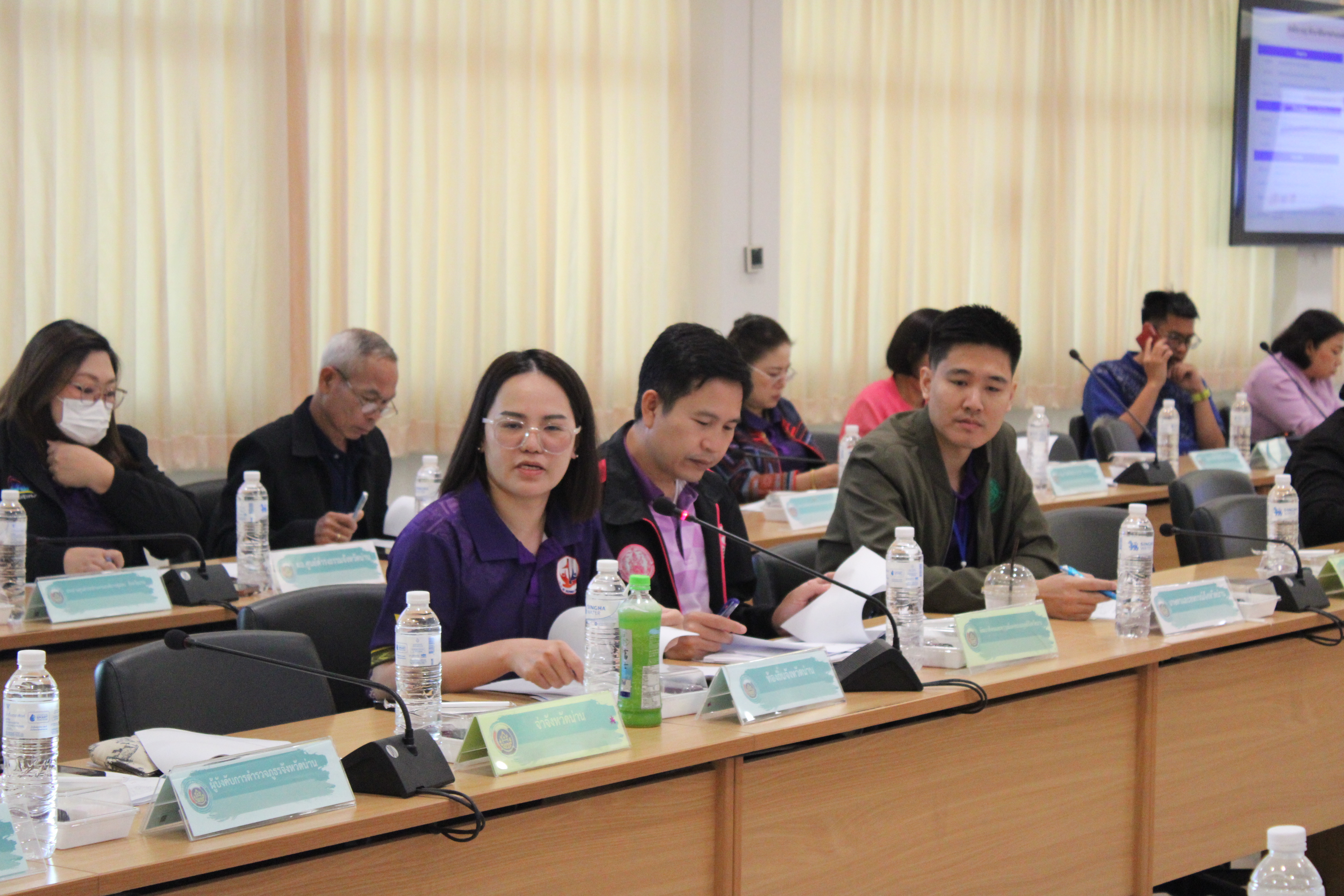 #น่านไม่เนิบ#NAN3FAST จังหวัดน่าน ประชุมคณะกรรมการบริหารศูนย์อำนวยการปฏิบัติการขจัดความยากจนพัฒนาคนทุกช่วงวัยอย่างยั่งยืน ตามหลักปรัชญาเศรษฐกิจพอเพียงจังหวัดน่าน (ศจพ.จ)  ครั้งที่ 1 /2568