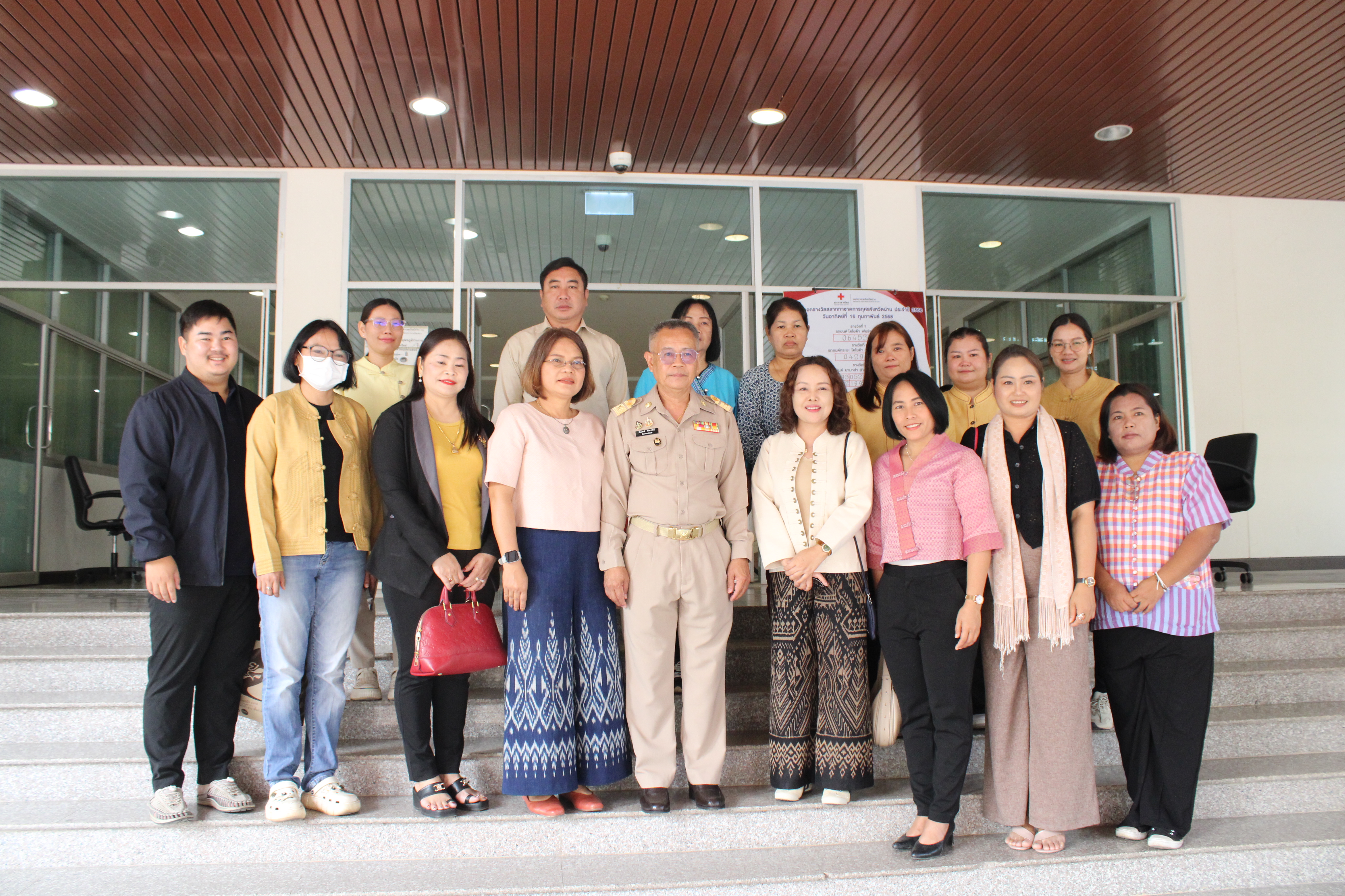 #น่านไม่เนิบ #NAN3FAST พช.น่าน ต้อนรับ นายชัยณรงค์ รักษารัตน์ เข้ารับตำแหน่งพัฒนาการจังหวัดน่าน พร้อมเข้าพบผู้บริหารจังหวัดเพื่อรายงานตัว