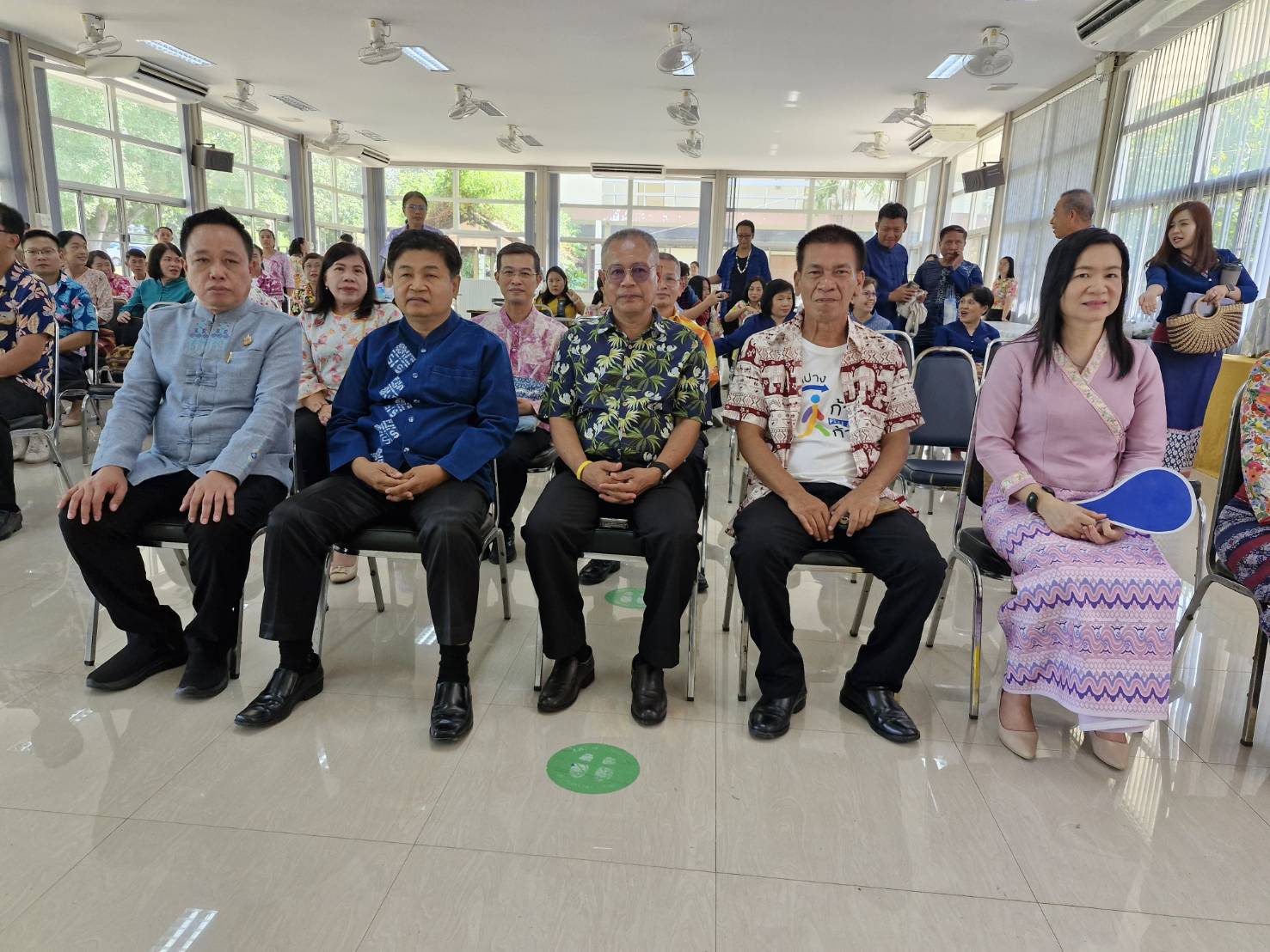 #น่านไม่เนิบ#NAN3FAST พช.น่าน ร่วมรดน้ำดำหัวข้าราชการบำนาญ และผู้ตรวจราชการกรมฯ สืบสานประเพณีสงกรานต์ ประจำปีงบประมาณ พ.ศ. 2568