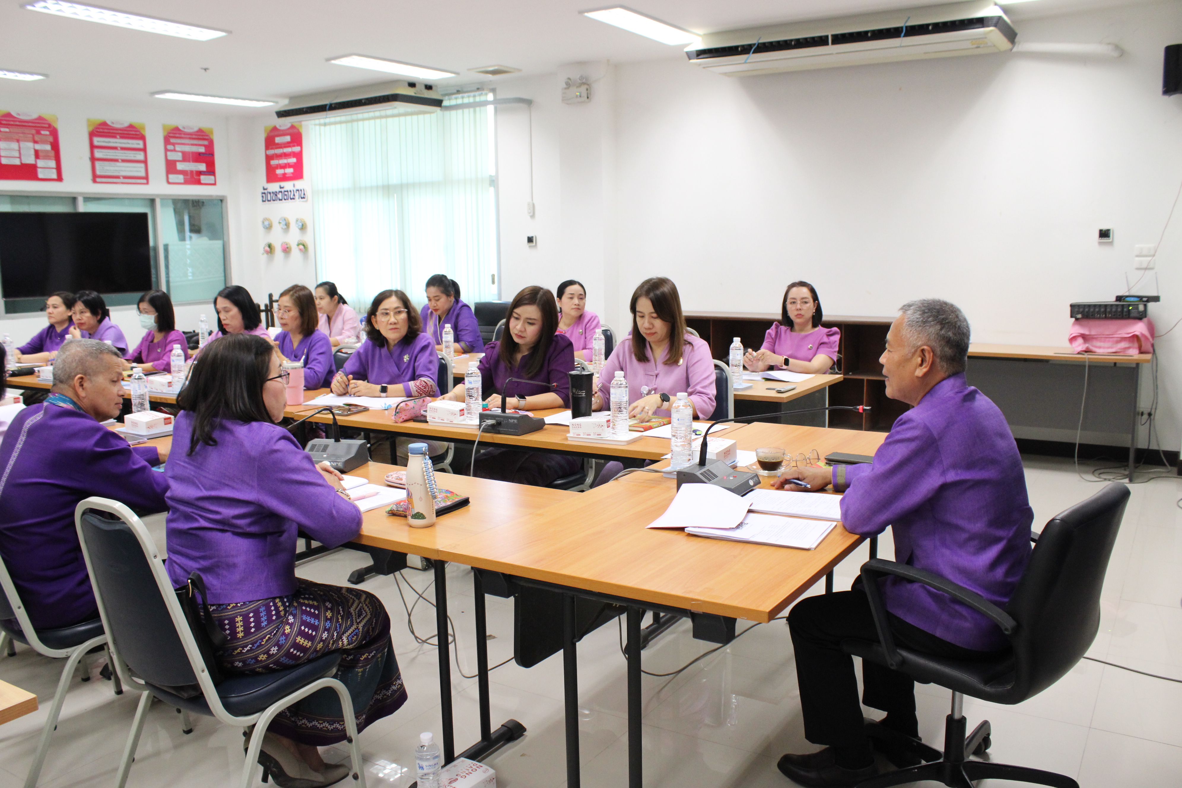 #น่านไม่เนิบ#NAN3FAST พช.น่าน จัดประชุมพัฒนาการอำเภอและนักวิชาการจังหวัด ครั้งที่ 4/2568 พร้อมมอบประกาศเกียรติคุณเชิดชูผลงานเด่น