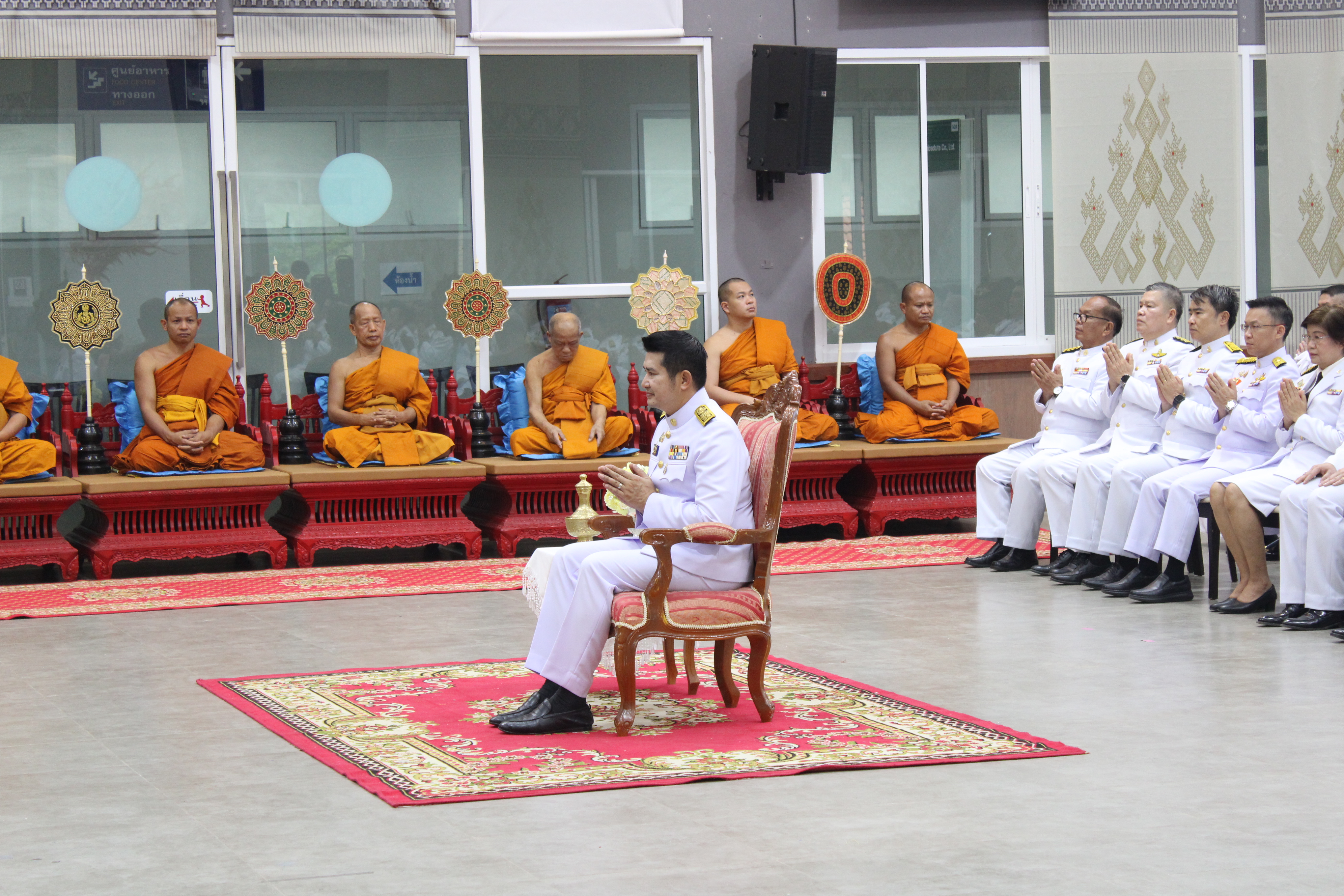 #น่านไม่เนิบ#NAN3FAST พัฒนาชุมชนน่าน ร่วมประกอบพิธีสวดเจริญพระพุทธมนต์ พิธีทำบุญตักบาตรถวายพระราชกุศล และพิธีถวายราชสักการะ เนื่องในวันพระบาทสมเด็จพระพุทธยอดฟ้าจุฬาโลกมหาราช และวันที่ระลึกมหาจักรีบรมราชวงศ์ “วันจักรี” 6 เมษายน 2568